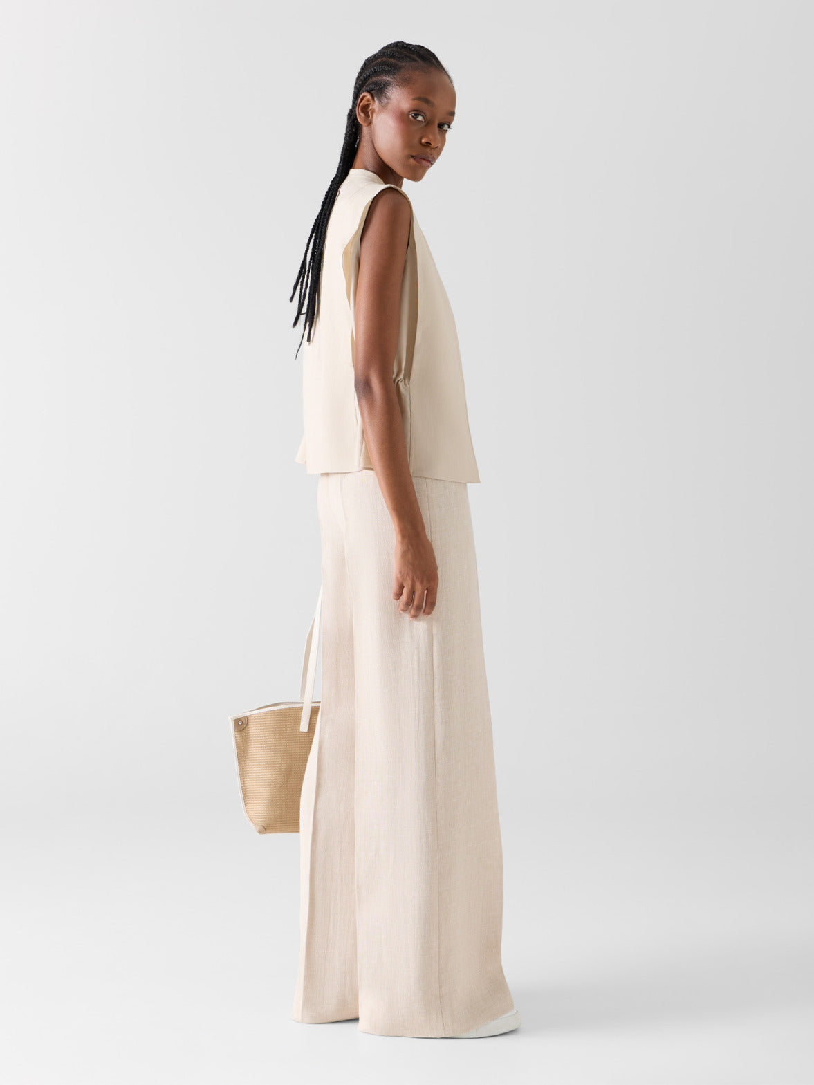 Akris | Luxury Women's Designer Fashion and Handbags – Akris Inc.