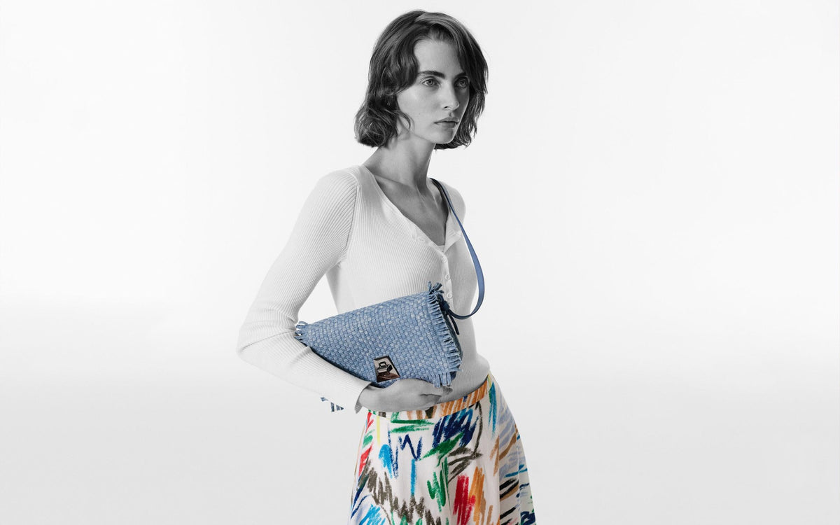 Akris | Luxury Women's Designer Fashion and Handbags – Akris Inc.