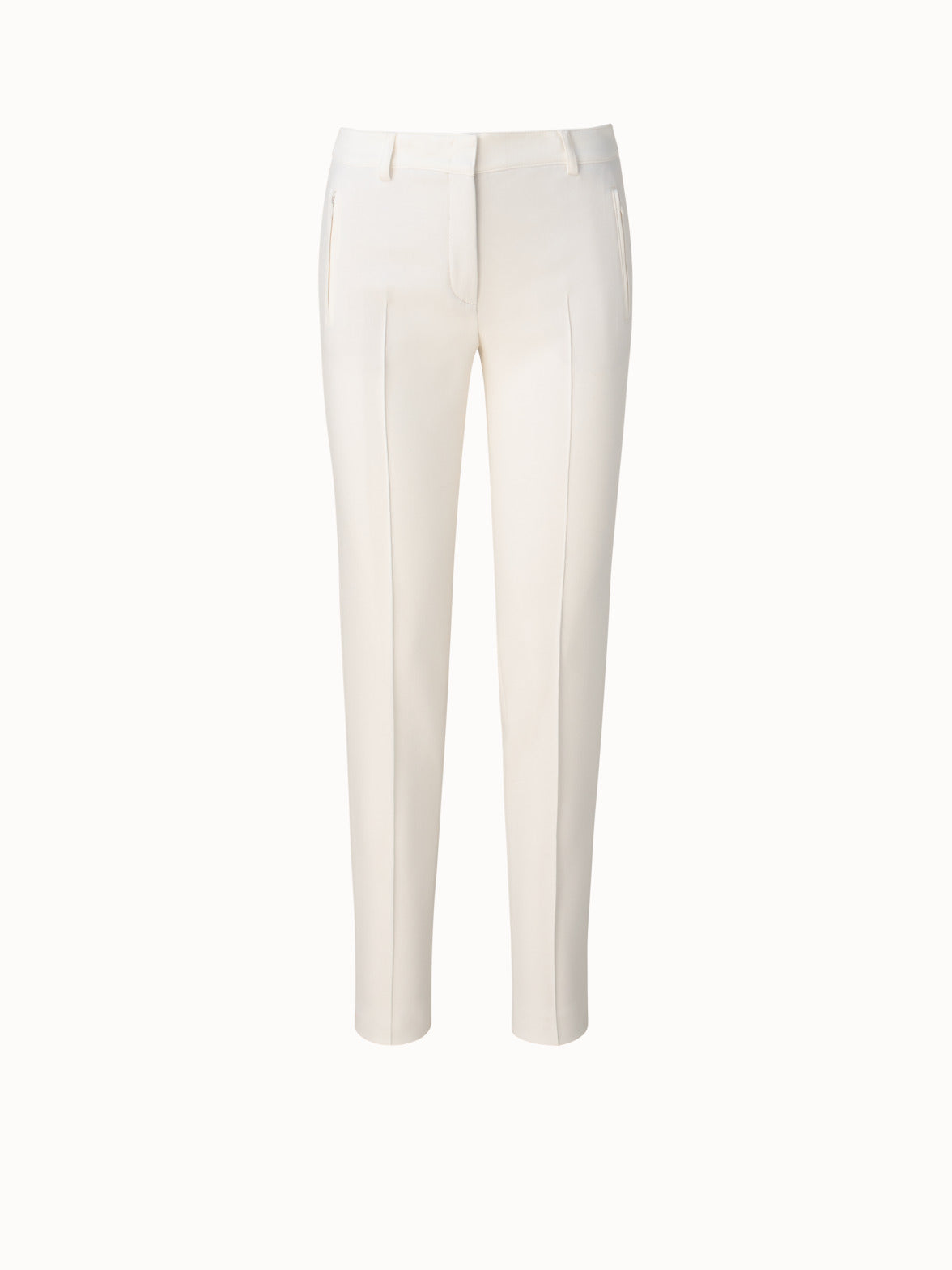 How to wear and style white trousers
