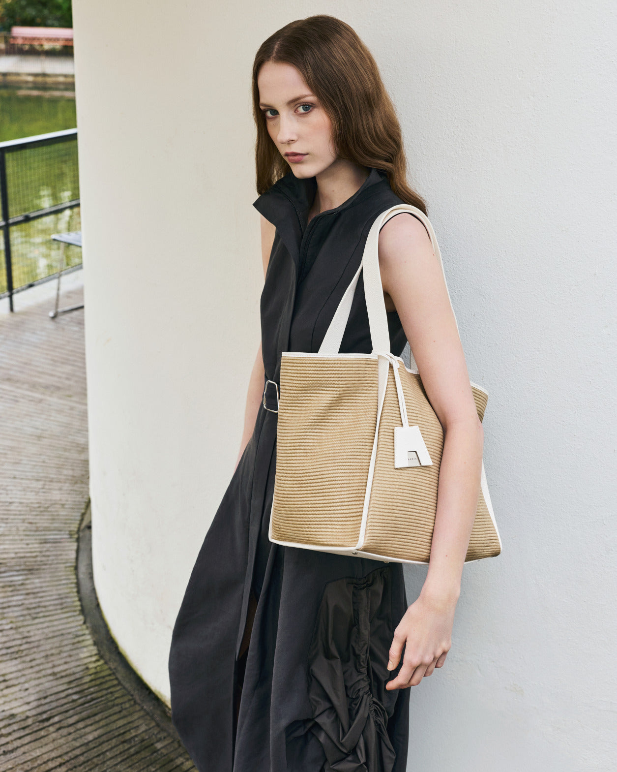 Akris | Ready-to-Wear | Raffia Handbags – Akris Inc.