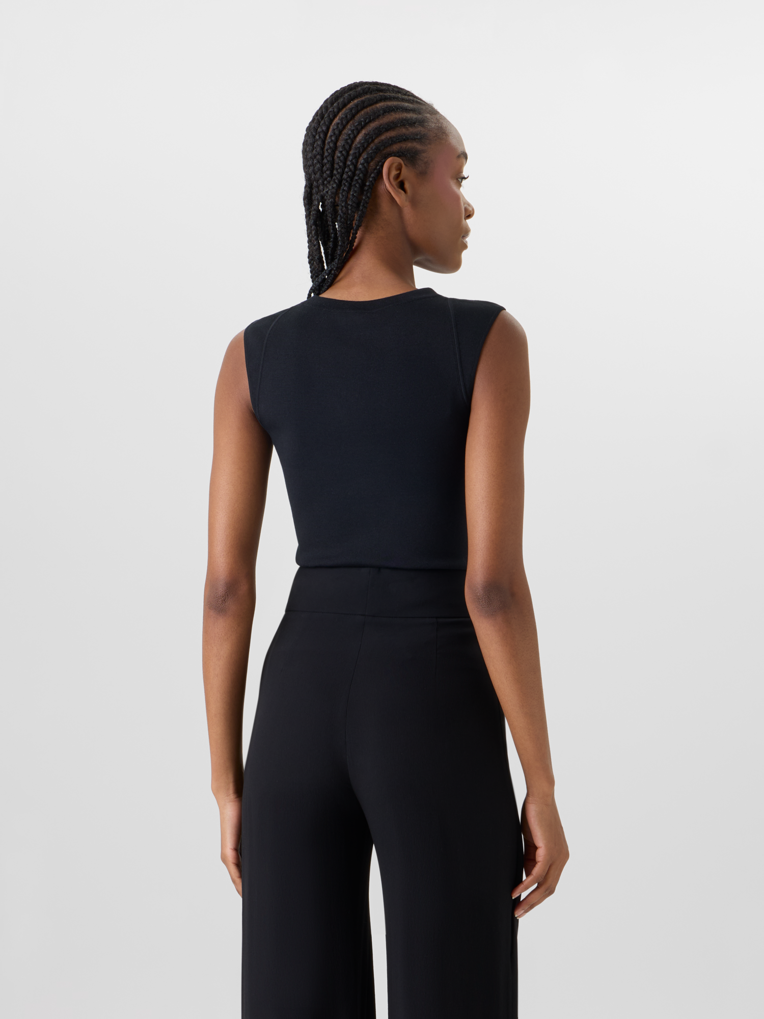 Designer Sleeveless Stretch-Silk Knit Top - black 