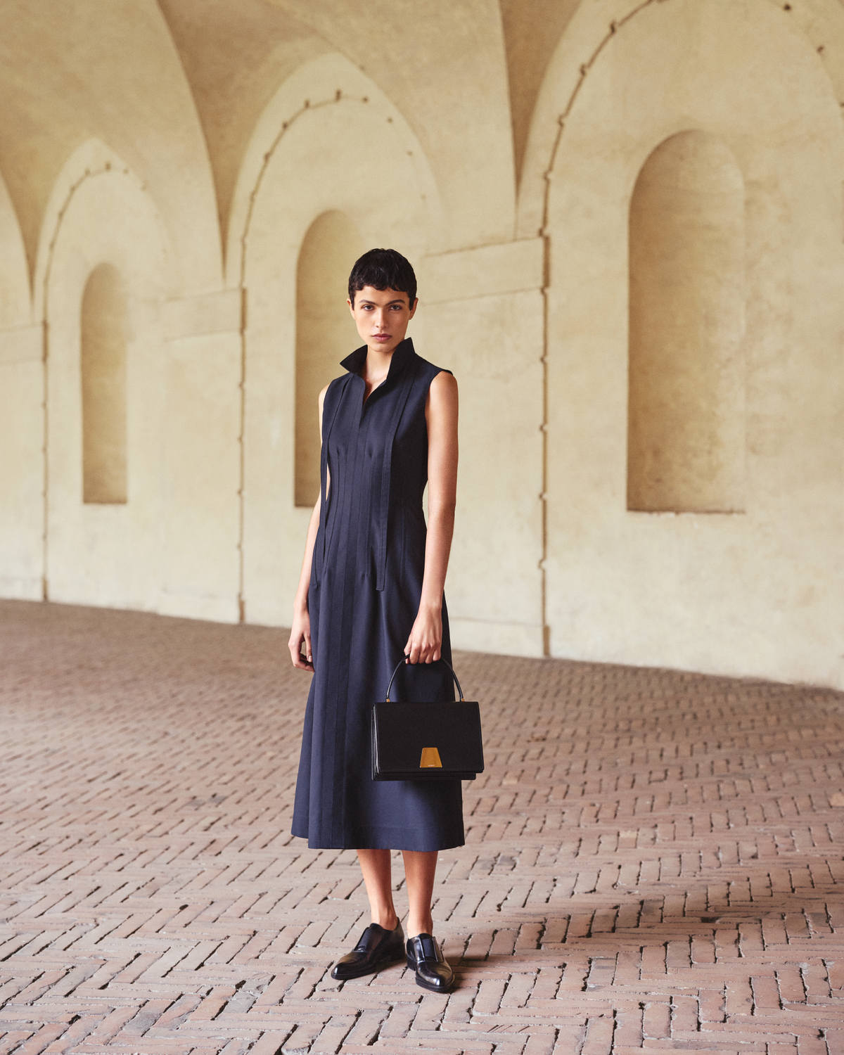 Designer Fit-and-Flare Cotton Midi Dress with Bow - black #editorial