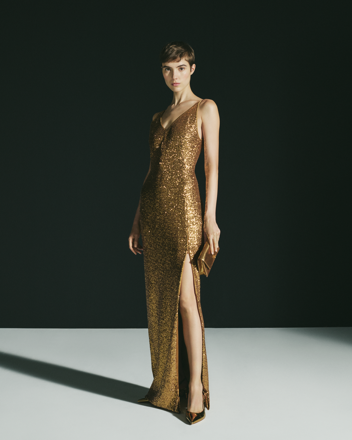 Long Sequined Evening Gown with V-Neck Gold / 10 Long Sequined Evening Gown with V-Neck Gold / 10