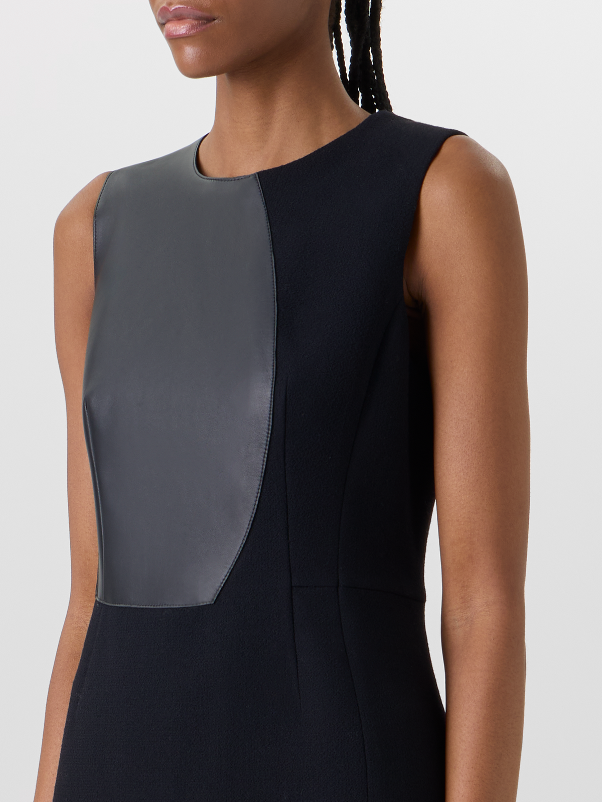 Designer Sleeveless Wool-Crêpe Double-Face Sheath Dress - black #editorial