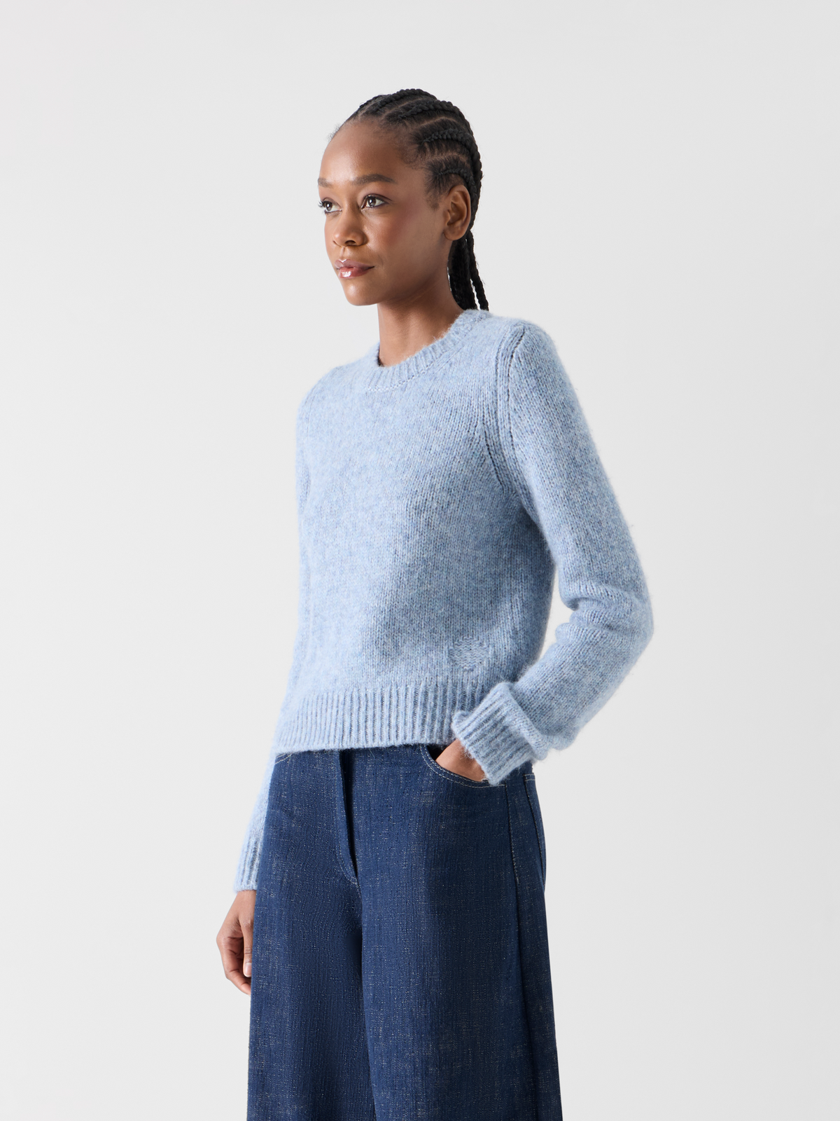 Designer Relaxed Knit Sweater in Fluffy Alpaca - blue 