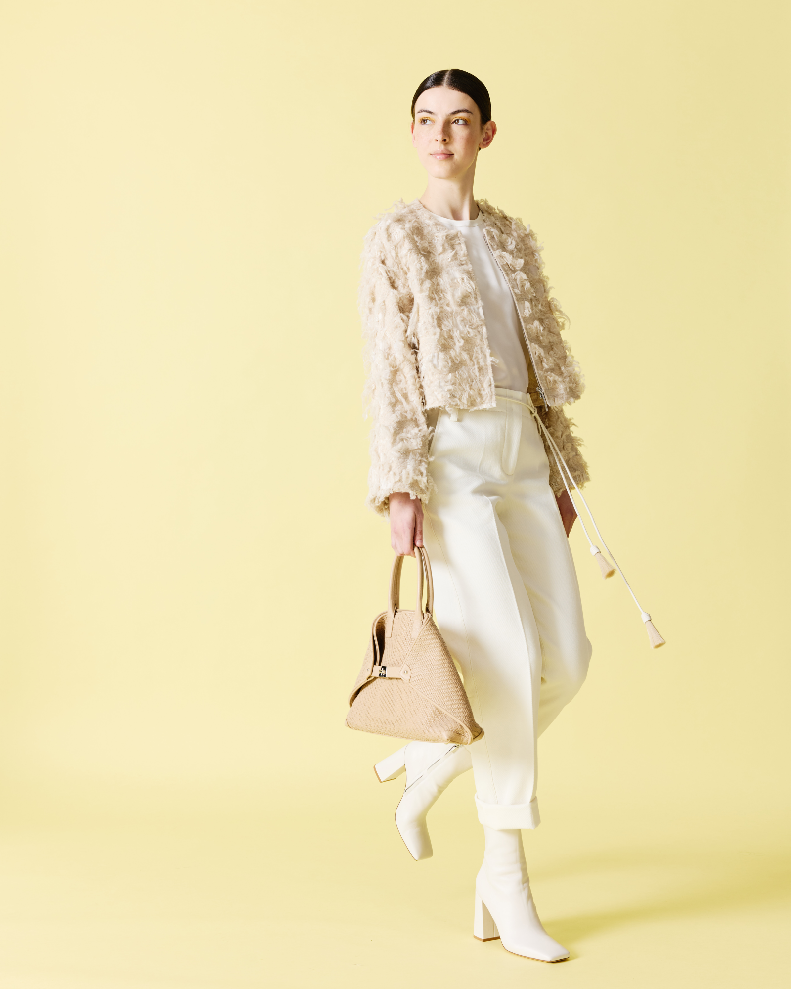 Designer Short Jacket in 3D Jacquard - neutral - beige 