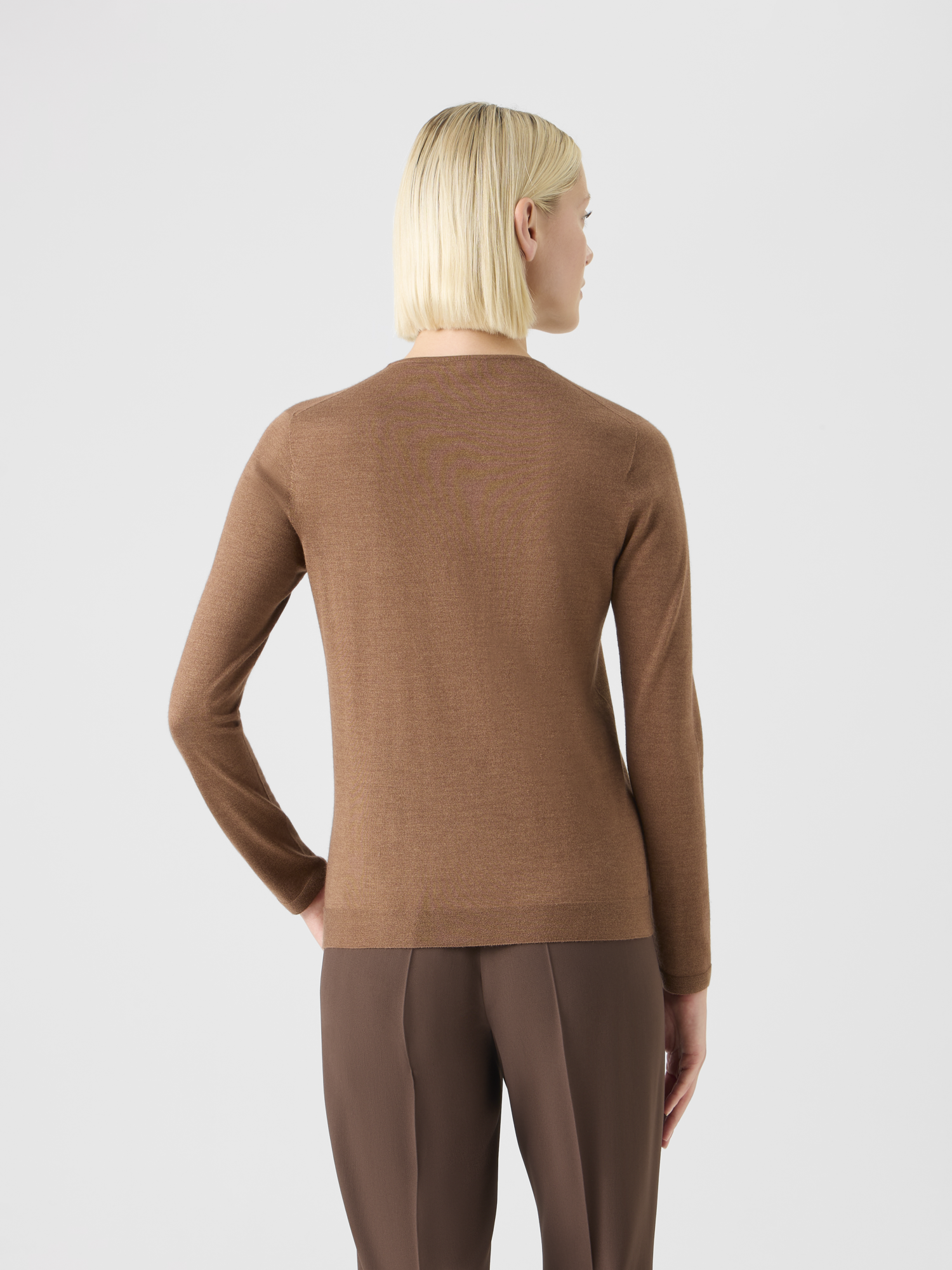 Designer Seamless Crew Neck Sweater in Cashmere Silk - brown 