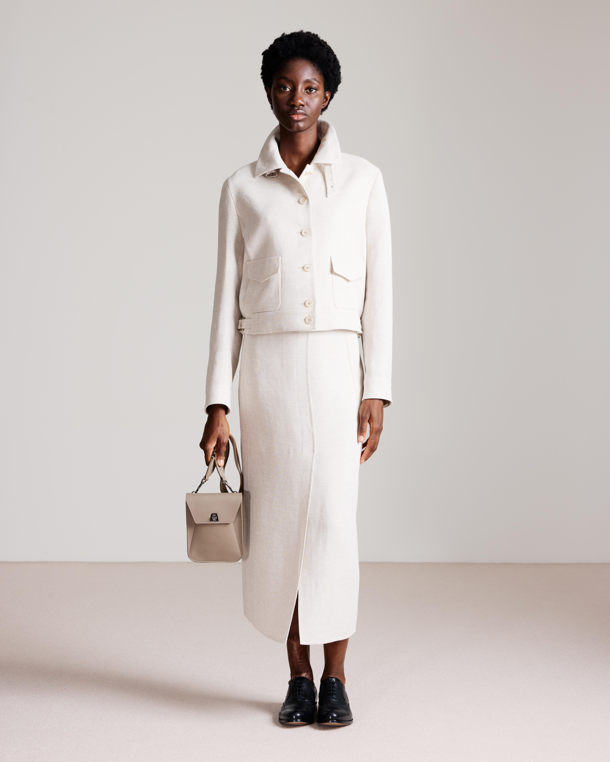 Designer Short Blouson Jacket in Linen Double-Face - neutral - grey - beige #editorial