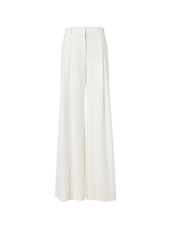 Designer Cassie Flared Wide-Leg Pants in Stretch-Cotton Denim - ecru
