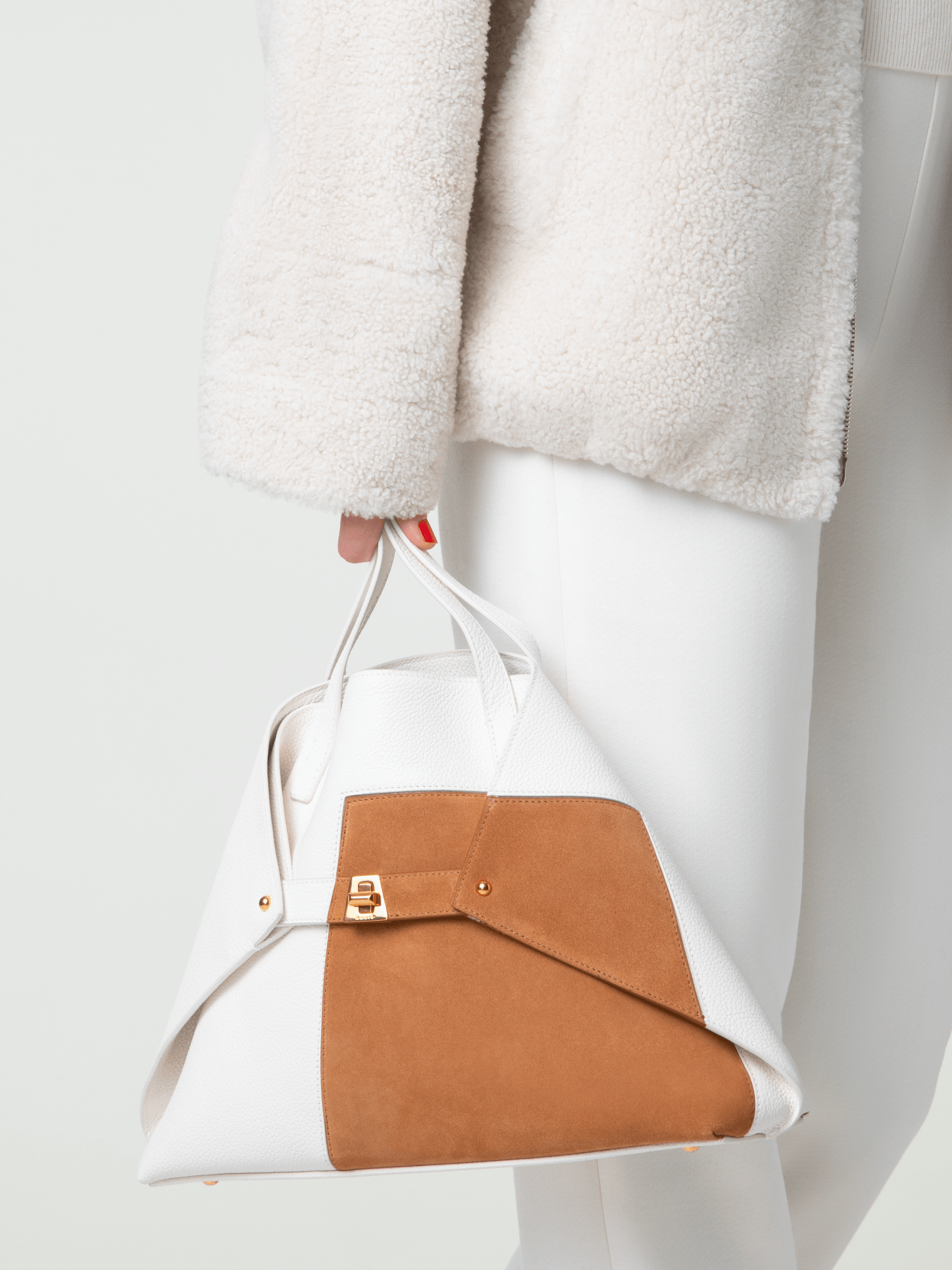 Ai Small Shoulder Tote – Akris Inc AKRIS アクリス Aiバッグ 【公式 