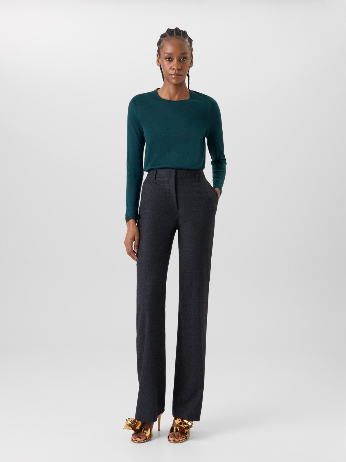 Designer Seamless Crew Neck Sweater in Cashmere Silk - green #editorial