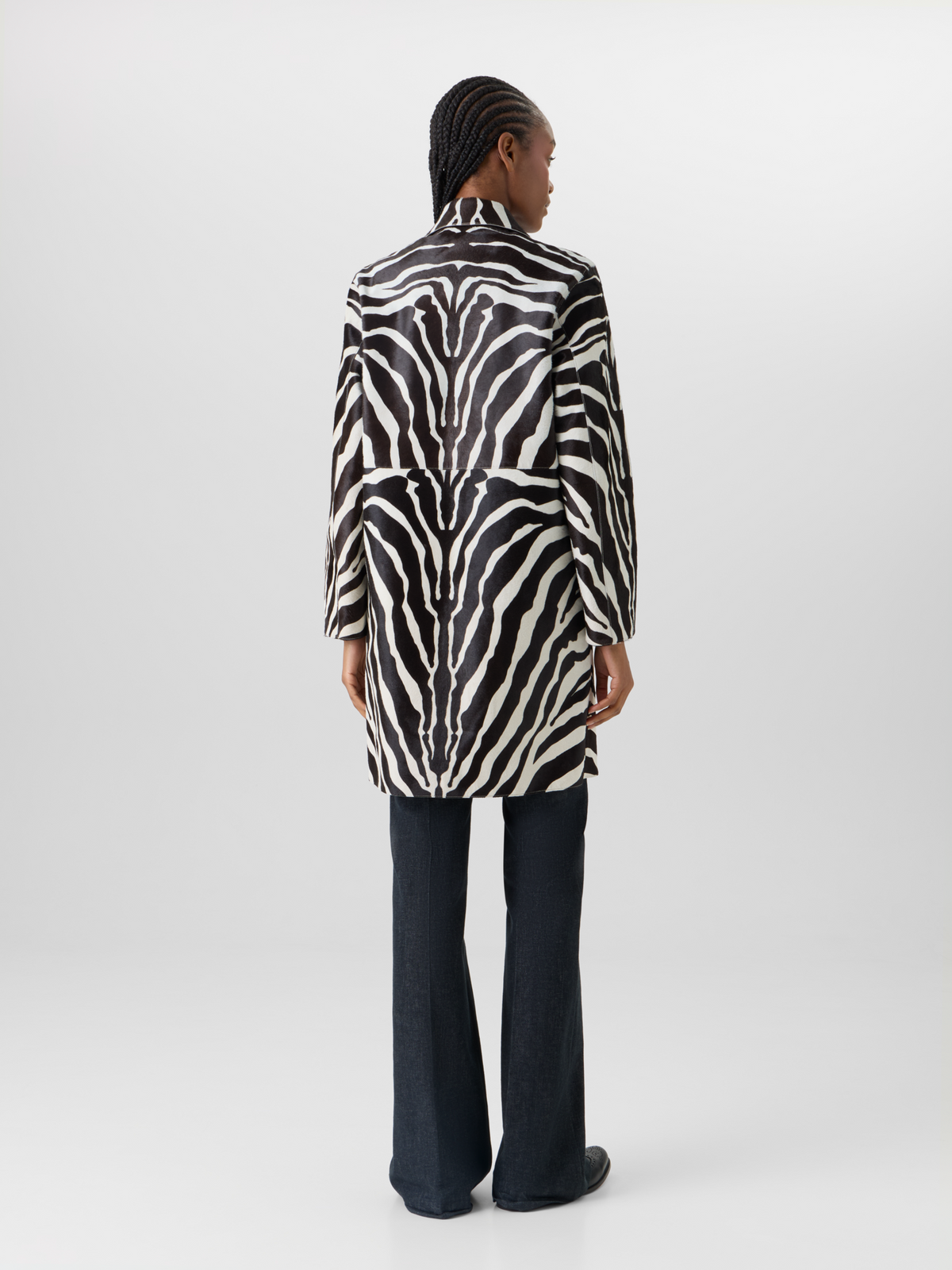 Designer Laron Short Coat in Calfskin - multicolor #editorial