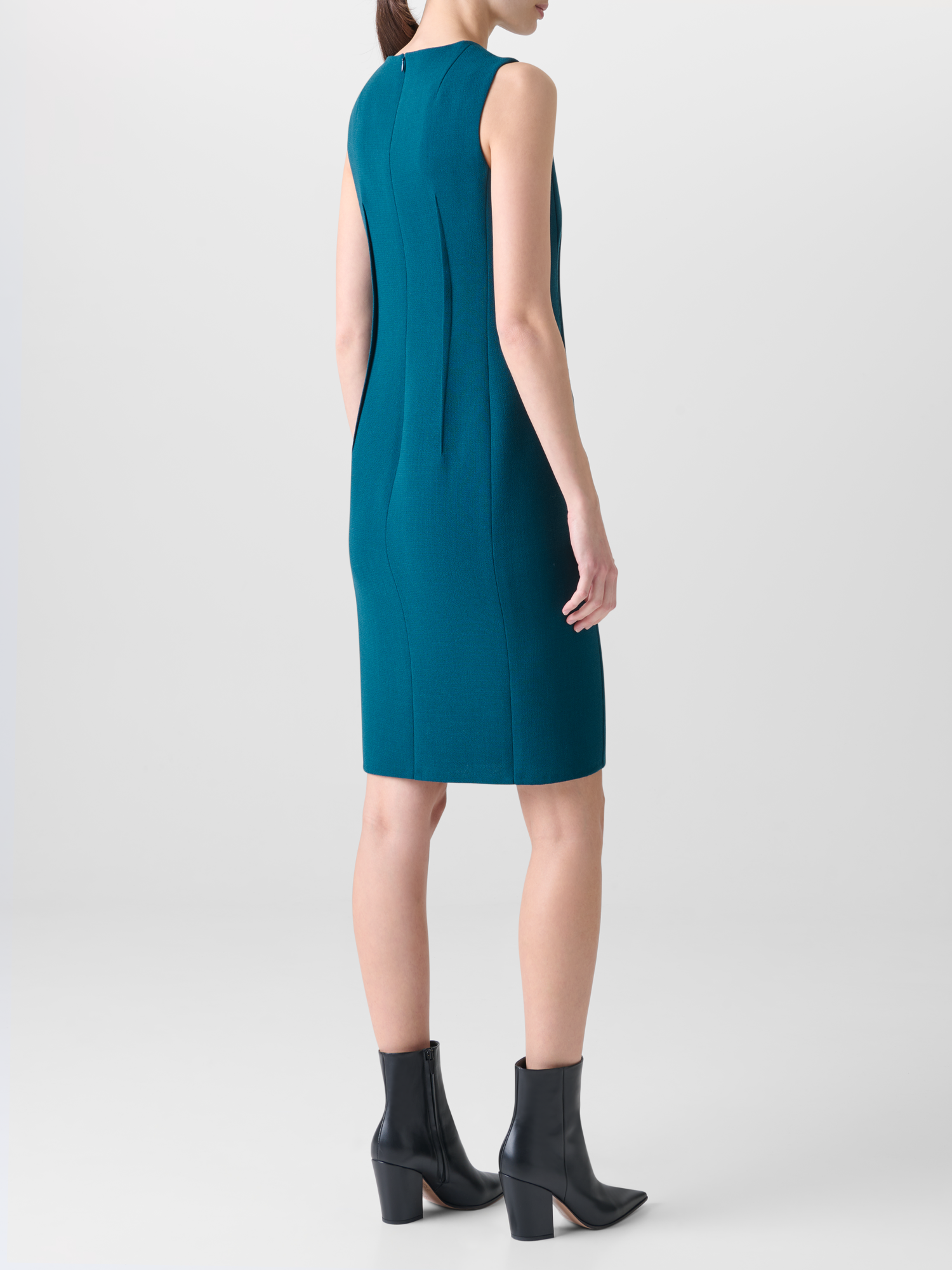 Designer Fitted Sheath Dress in Wool Double-Face - green