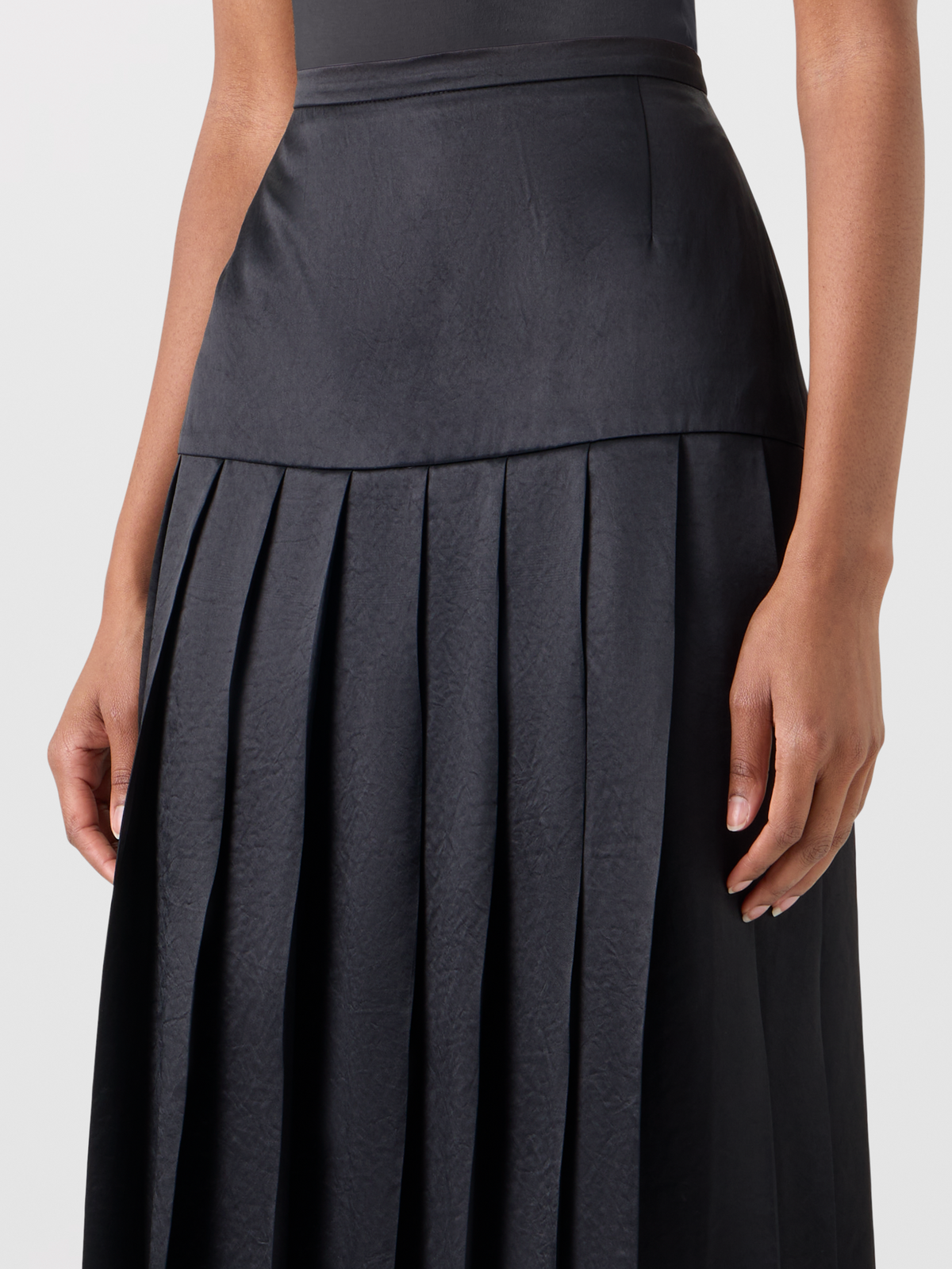 Designer Pleated Satin Midi Skirt - black 