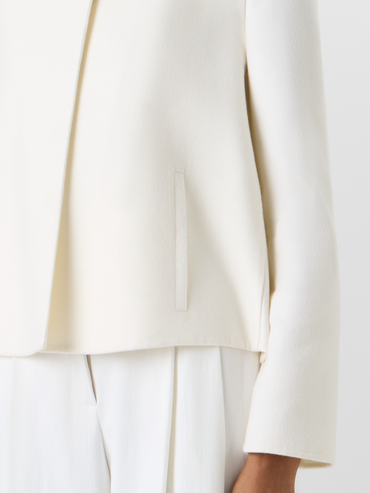 Designer Castro Jacket in Cashmere Double-Face - ecru #editorial