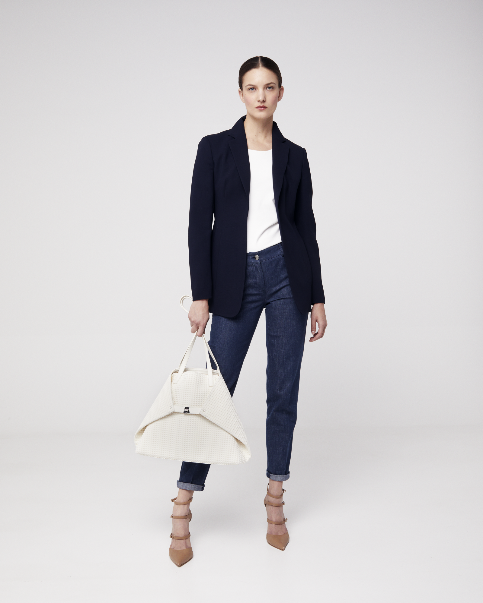 Designer Ai Medium Shoulder Tote - neutral - white 