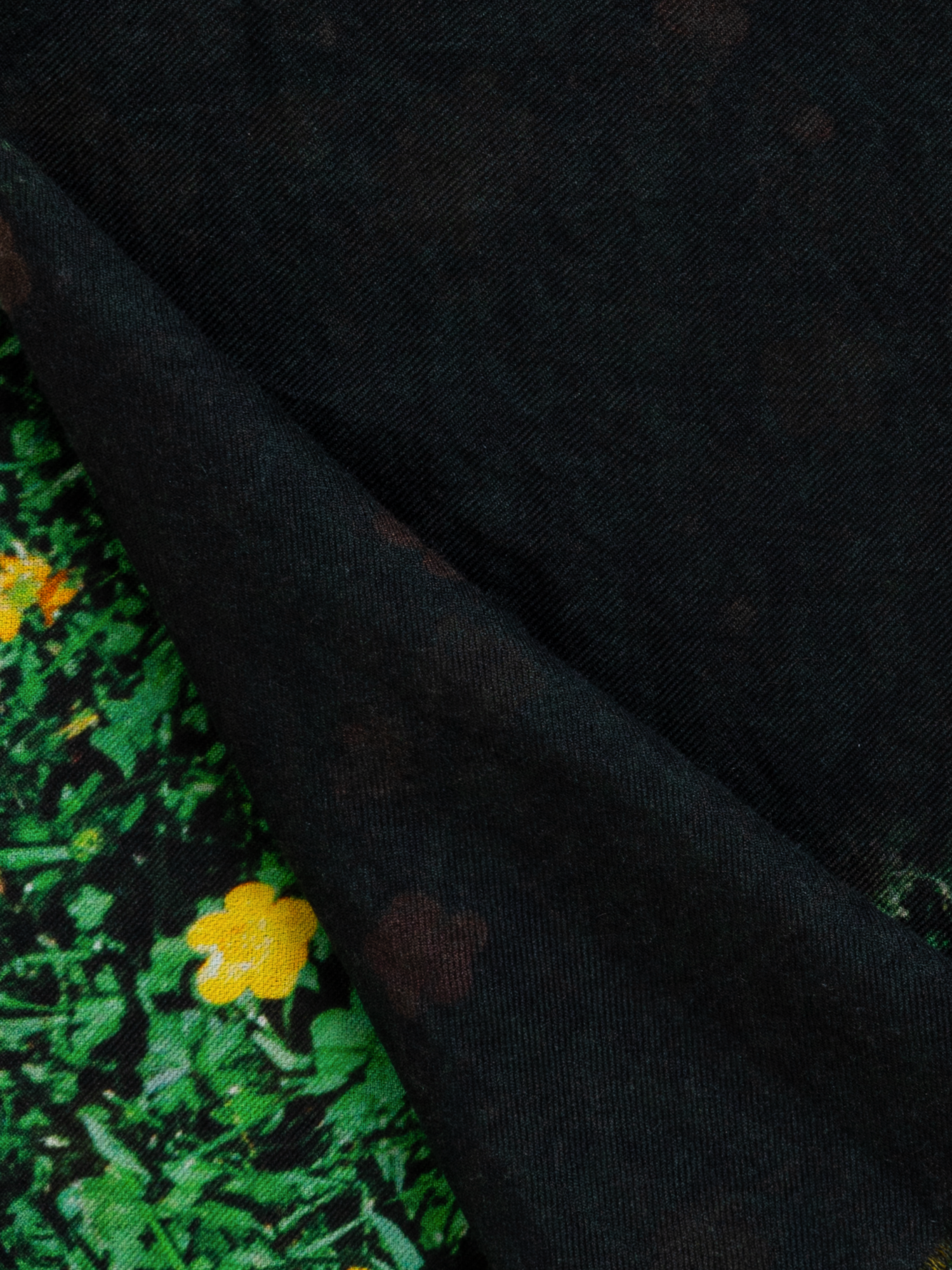 Designer Cashmere Silk Scarf with Buttercups Print - green