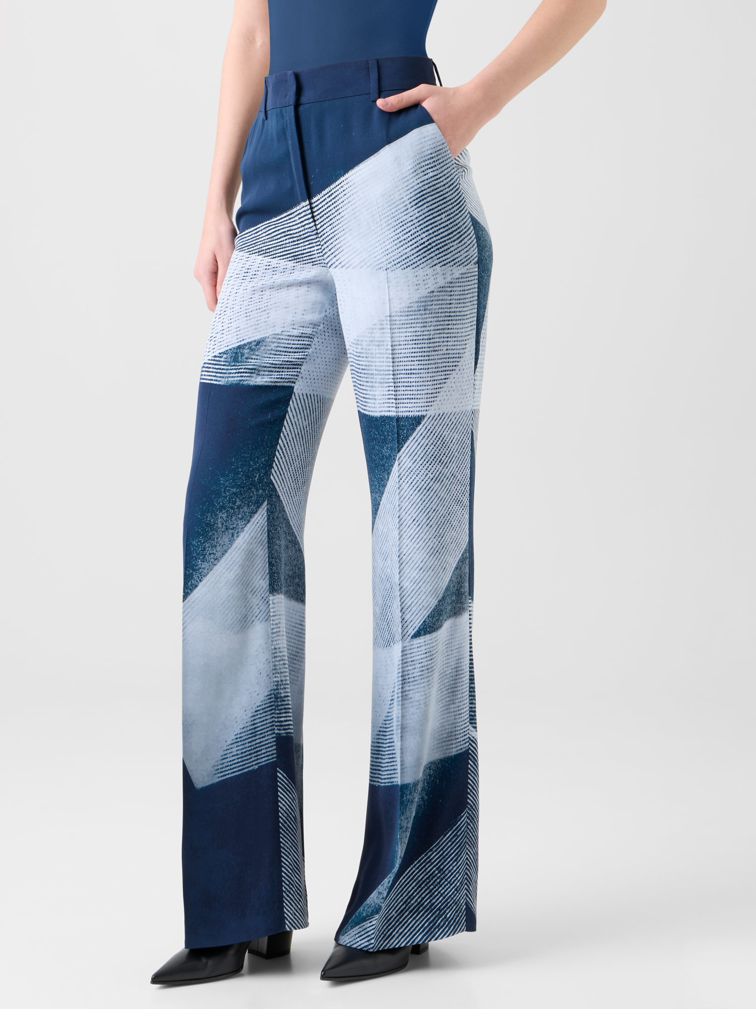 Designer Wide Straight Silk Pants in Zigzag Print - neutral - navy - blue - multicolor 