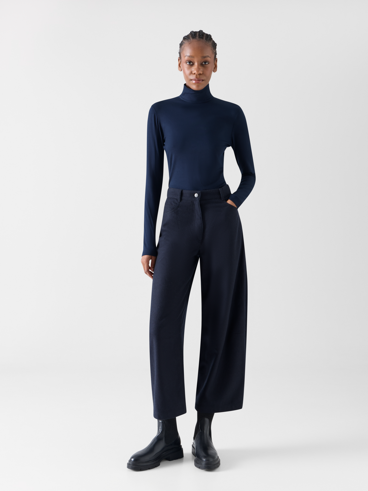 Designer Barrel Leg Pants in Heavy Wool Flannel - navy 