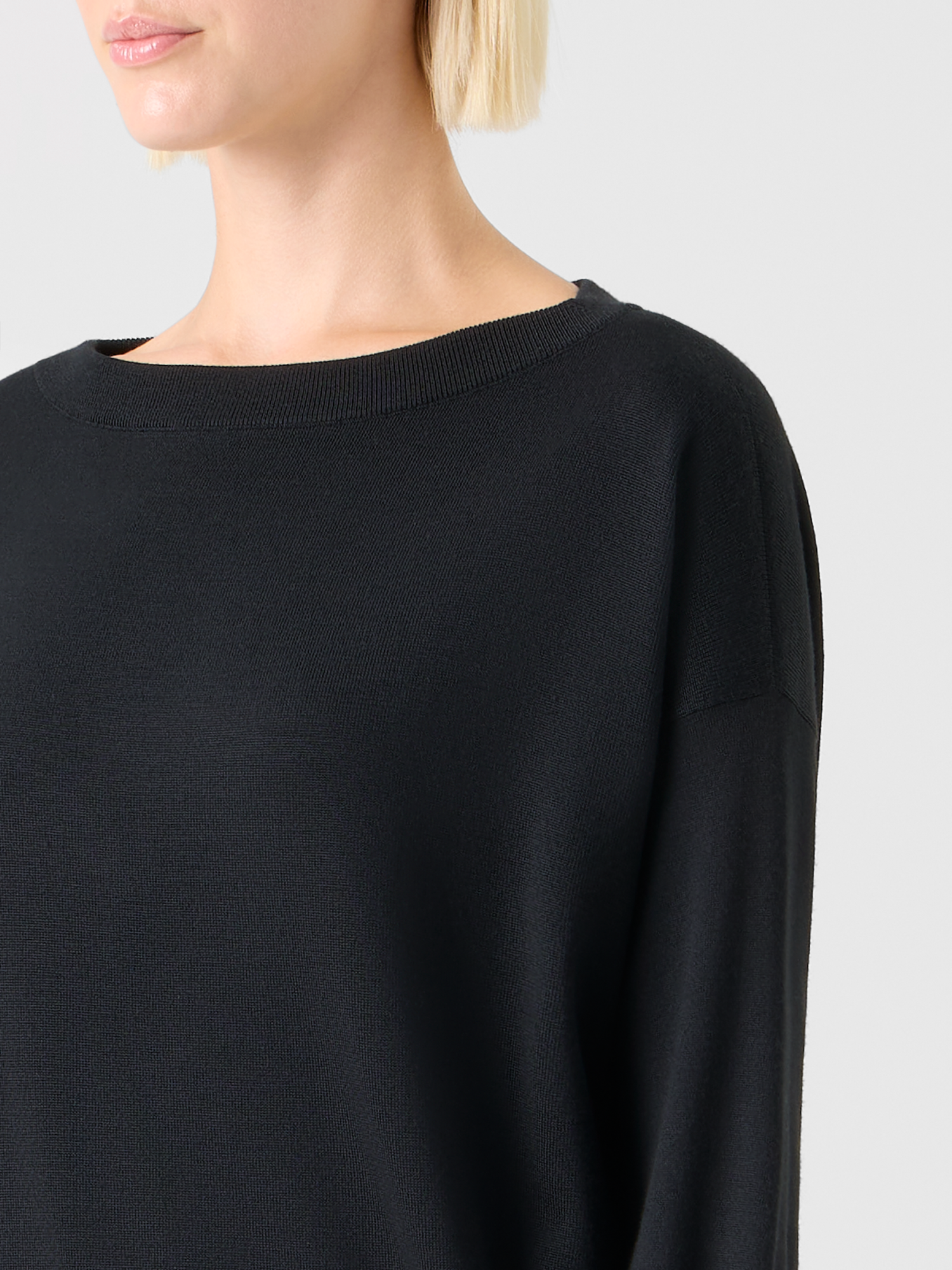 Designer Off-Shoulder Merino Wool Sweater - black 