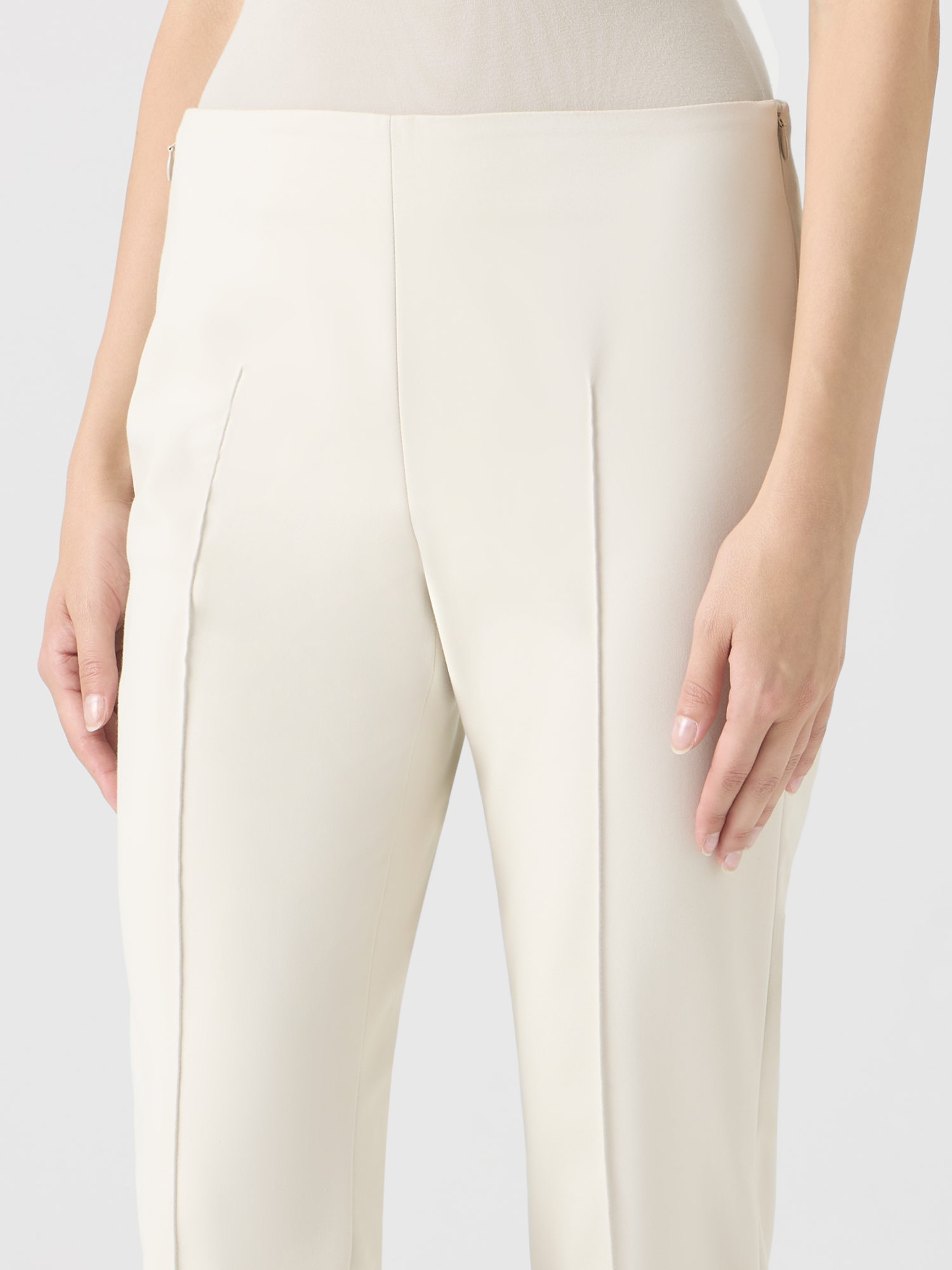 Designer Cotton Techno Stretch Slim Leg Pants - beige 