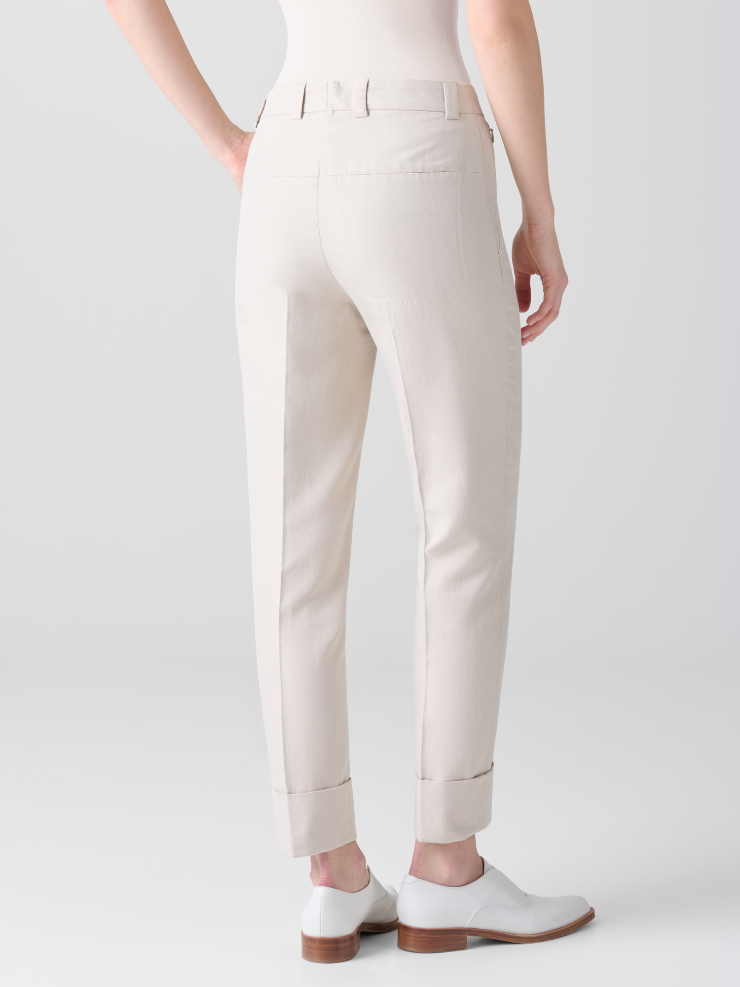 Designer Cropped Tapered Cotton Silk Double-Face Pants - neutral - grey - beige 