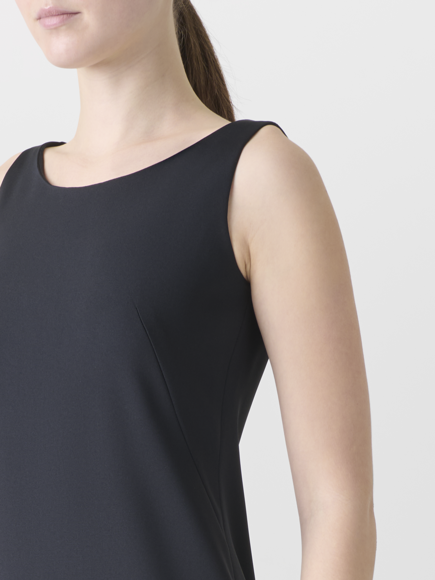 Designer Silk Crêpe Stretch Sheath Dress - black 