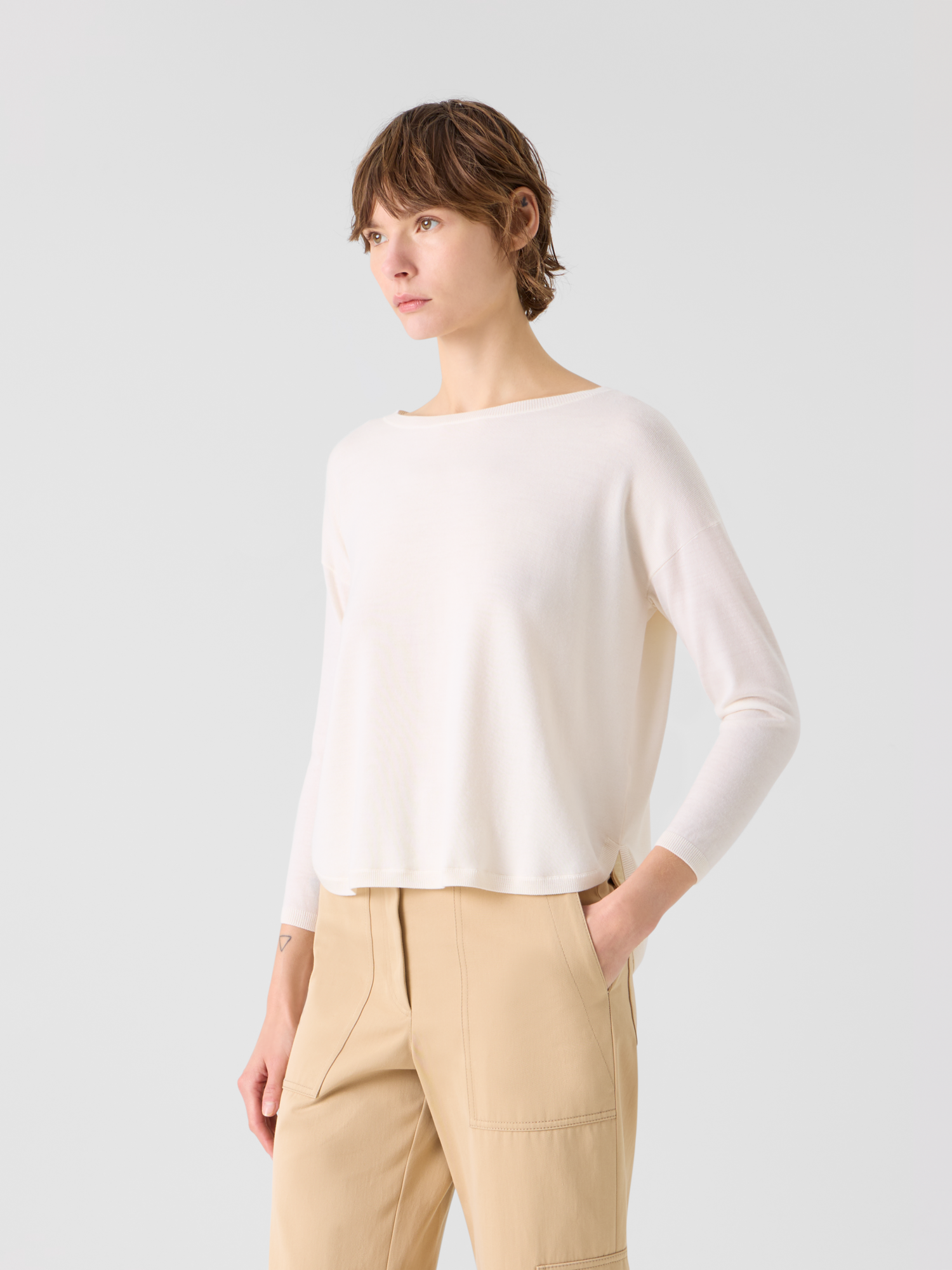 Designer Fine Merino Wool Signature Knit Sweater - white