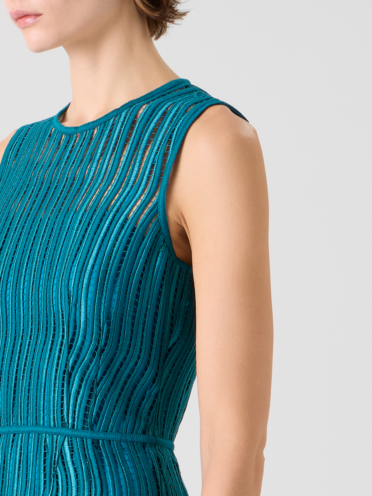 Designer Sheath Dress in Wave Guipure - green #editorial