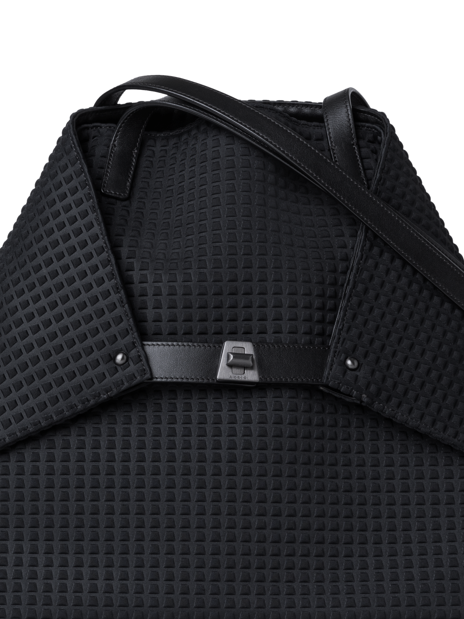 Designer Ai Medium Shoulder Tote - neutral - black