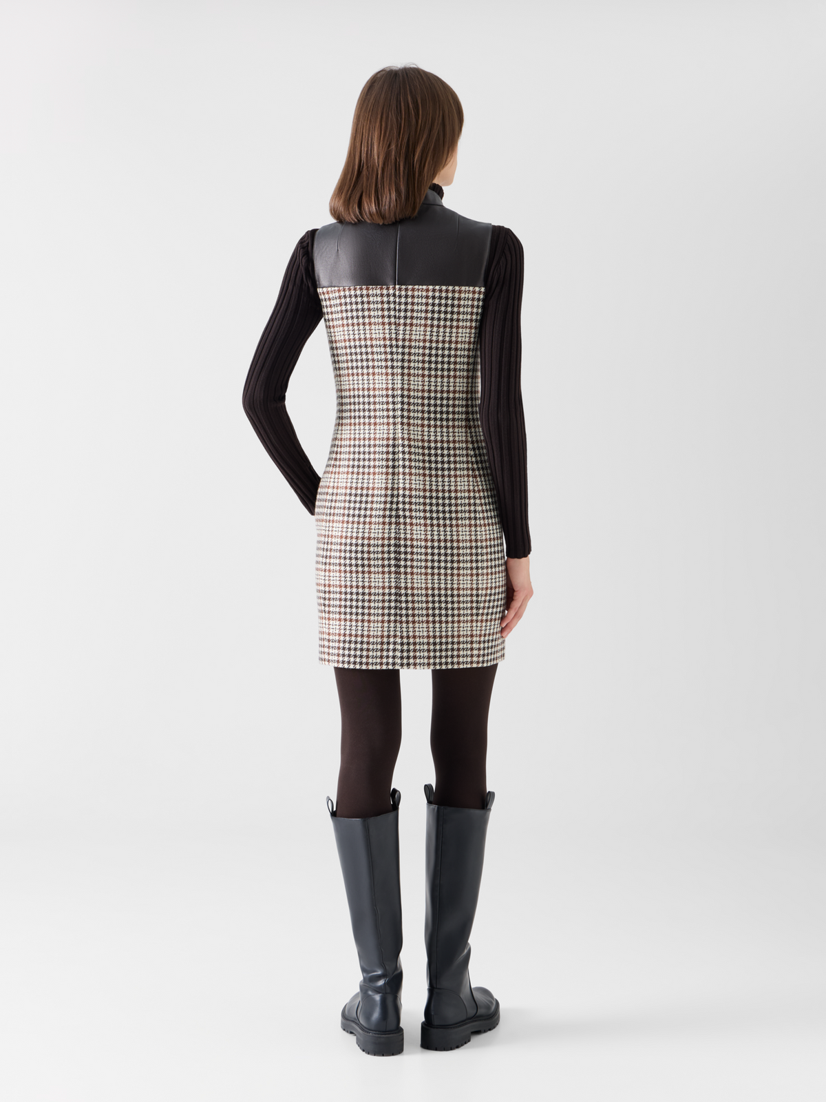 Designer Sleeveless Mini Shift Dress in Check Tweed - multicolor 