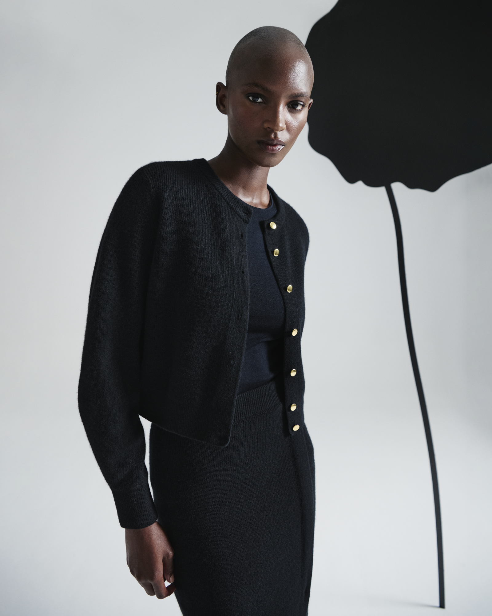 Designer Ribbed Cashmere Cardigan with Gold Buttons - black 