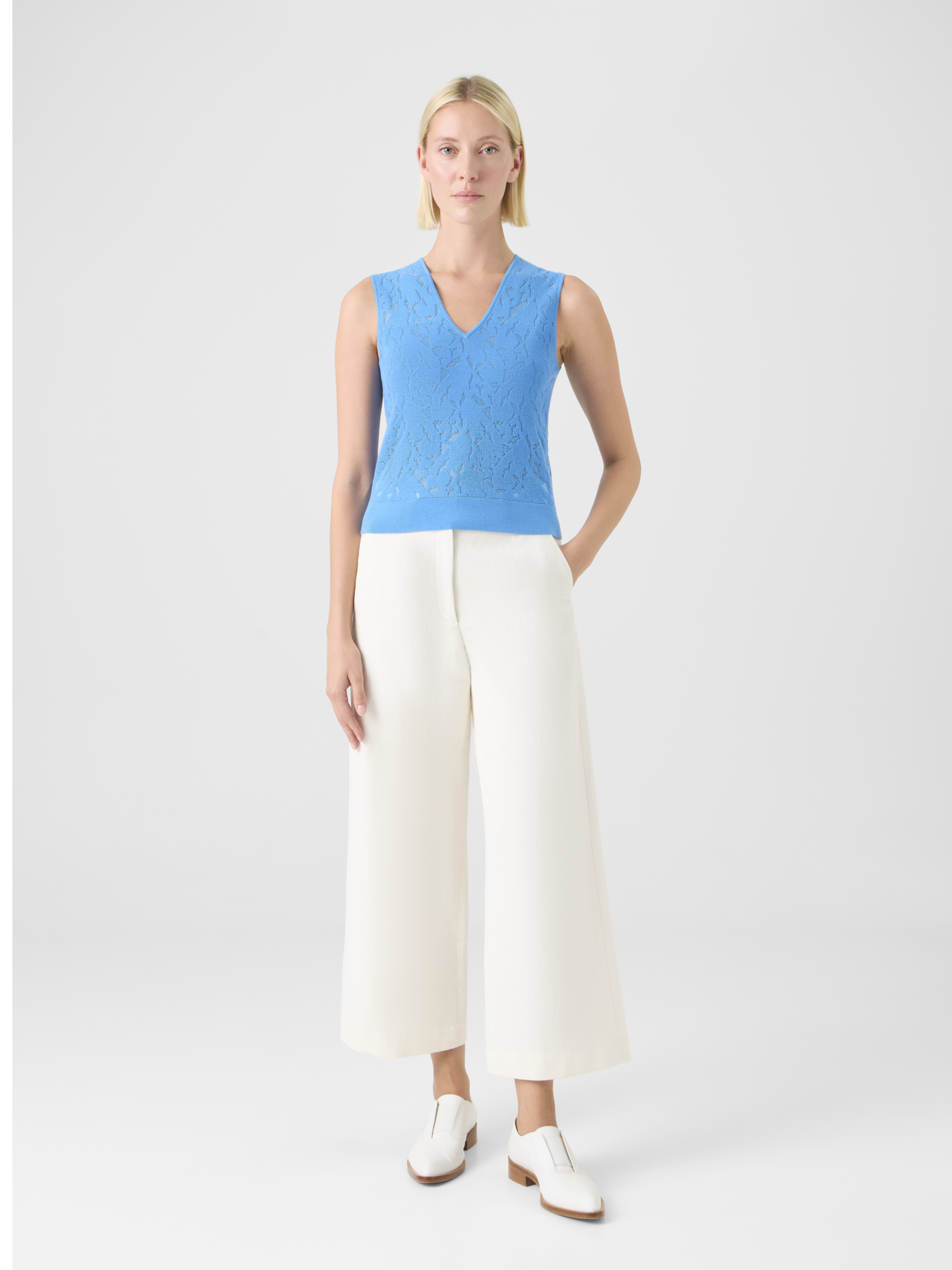 Designer Cropped Wide-Leg Cotton Linen Gabardine Pants - ecru 