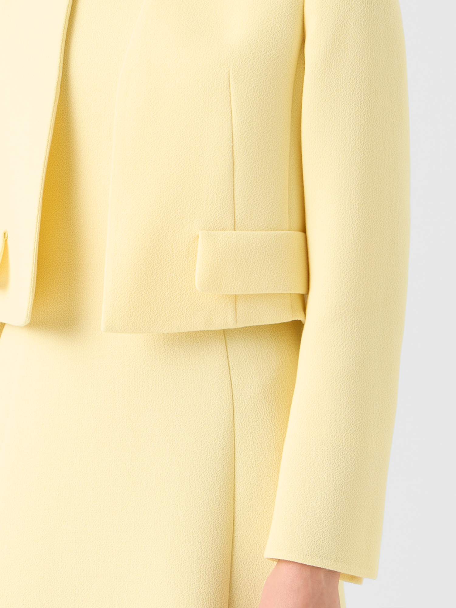 Designer Short Wool Crêpe Double-Face Jacket - yellow 