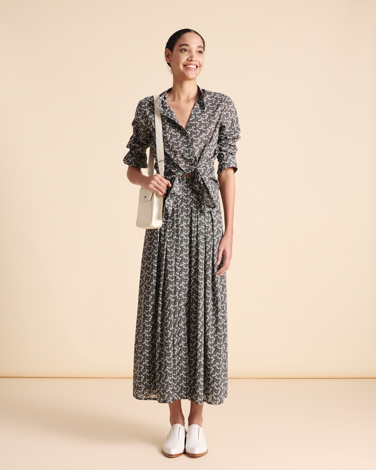 Designer Anouk Little Messenger Bag - neutral - white 