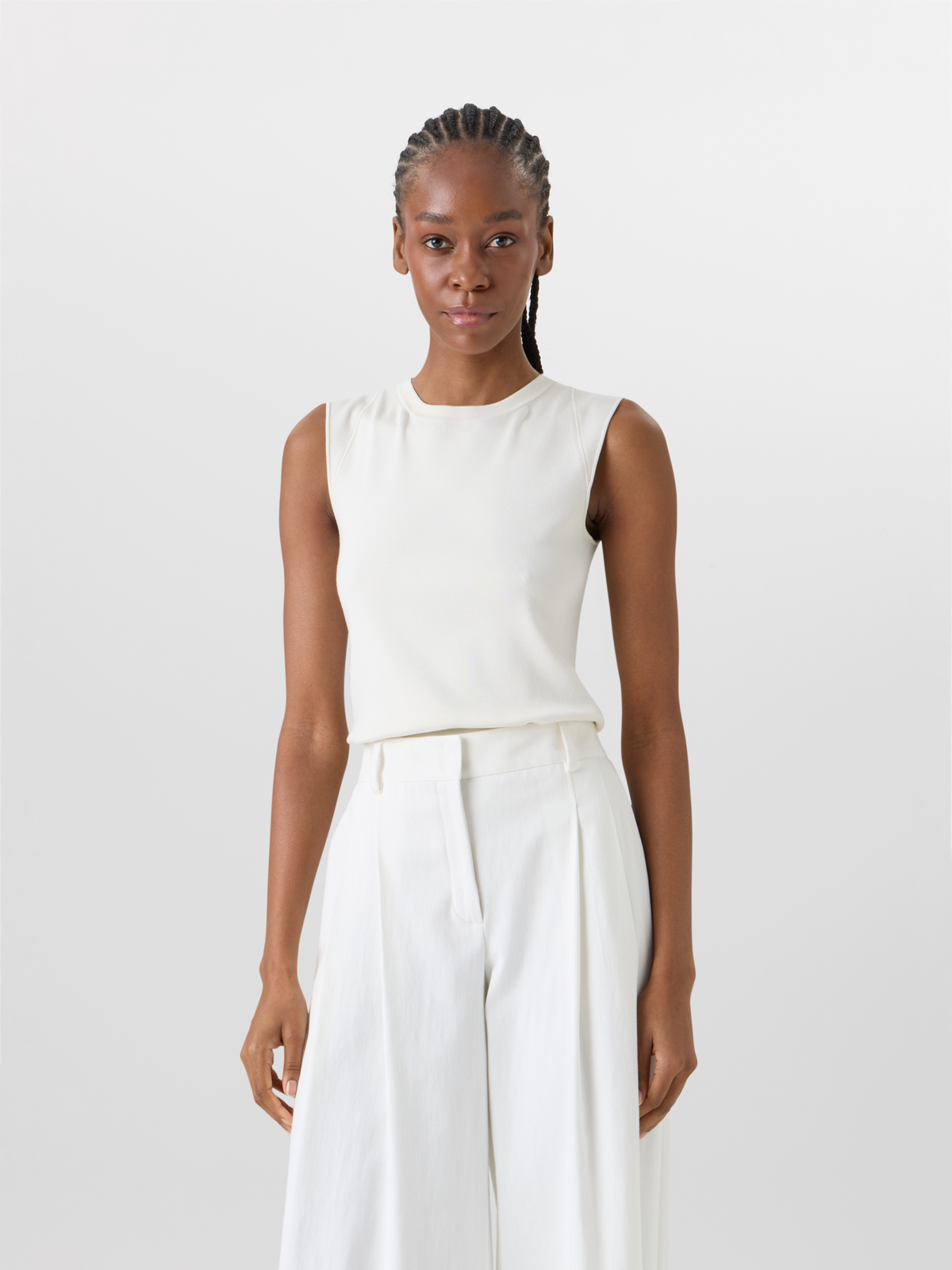 Designer Cassie Flared Wide-Leg Pants in Stretch-Cotton Denim - ecru #editorial