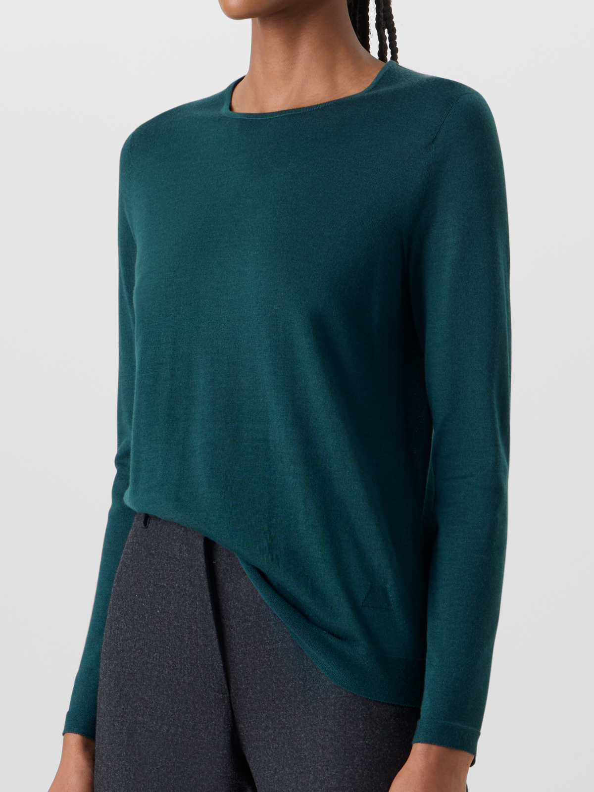 Designer Seamless Crew Neck Sweater in Cashmere Silk - green #editorial