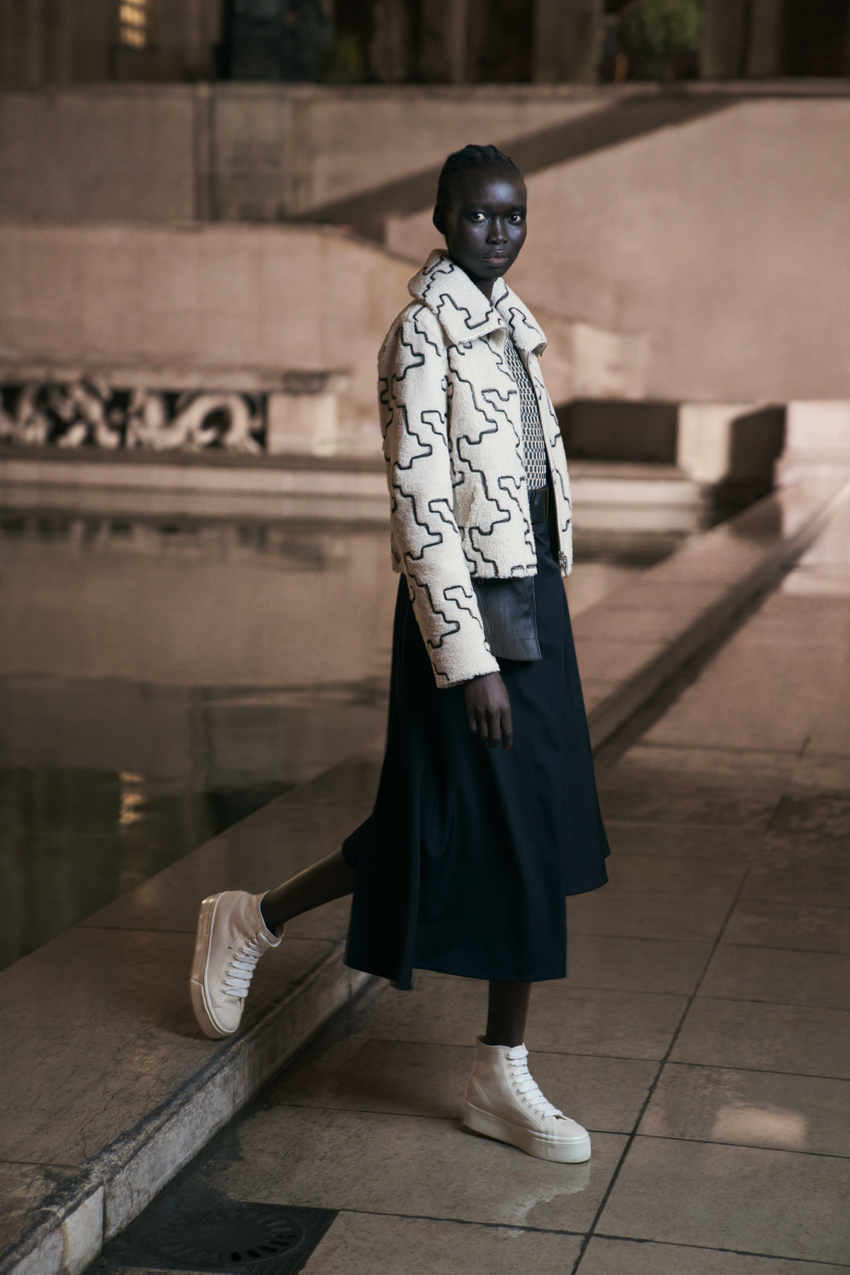 Designer Ai Medium Shoulder Tote - neutral - black - multicolor #editorial