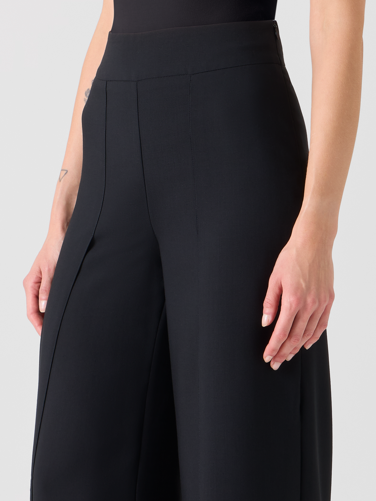 Designer Fellia Fluid Wide Slit Pants - black #editorial