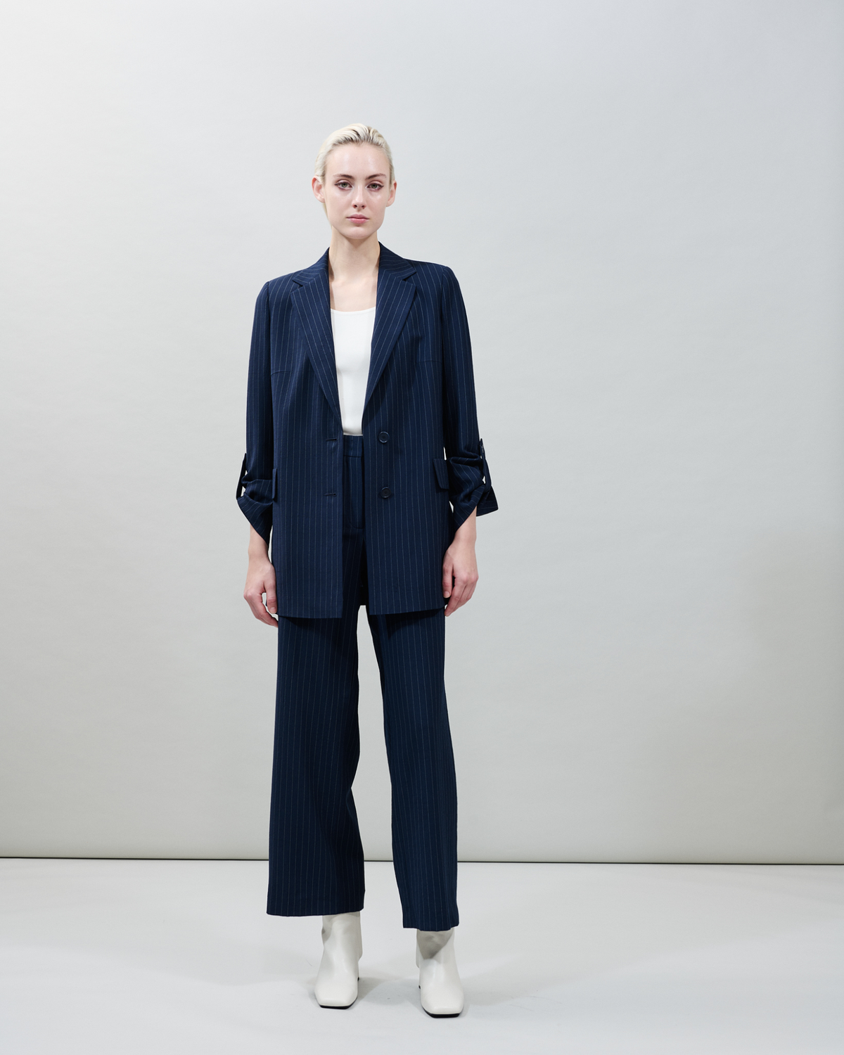 Designer Relaxed Boyfriend Blazer in Striped Cool Wool - neutral - navy - blue #editorial