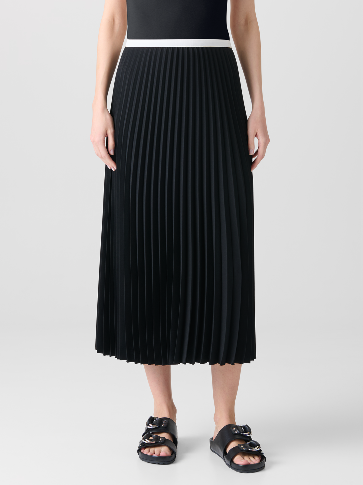 Designer Plissé Midi Skirt - black - neutral #editorial