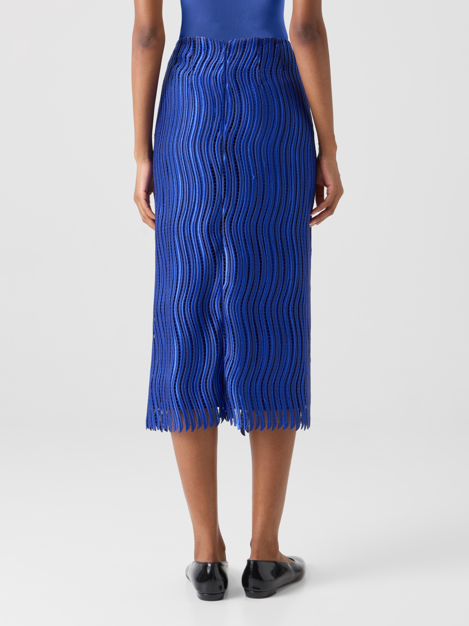 Designer Midi Pencil Skirt in Wave Guipure - blue