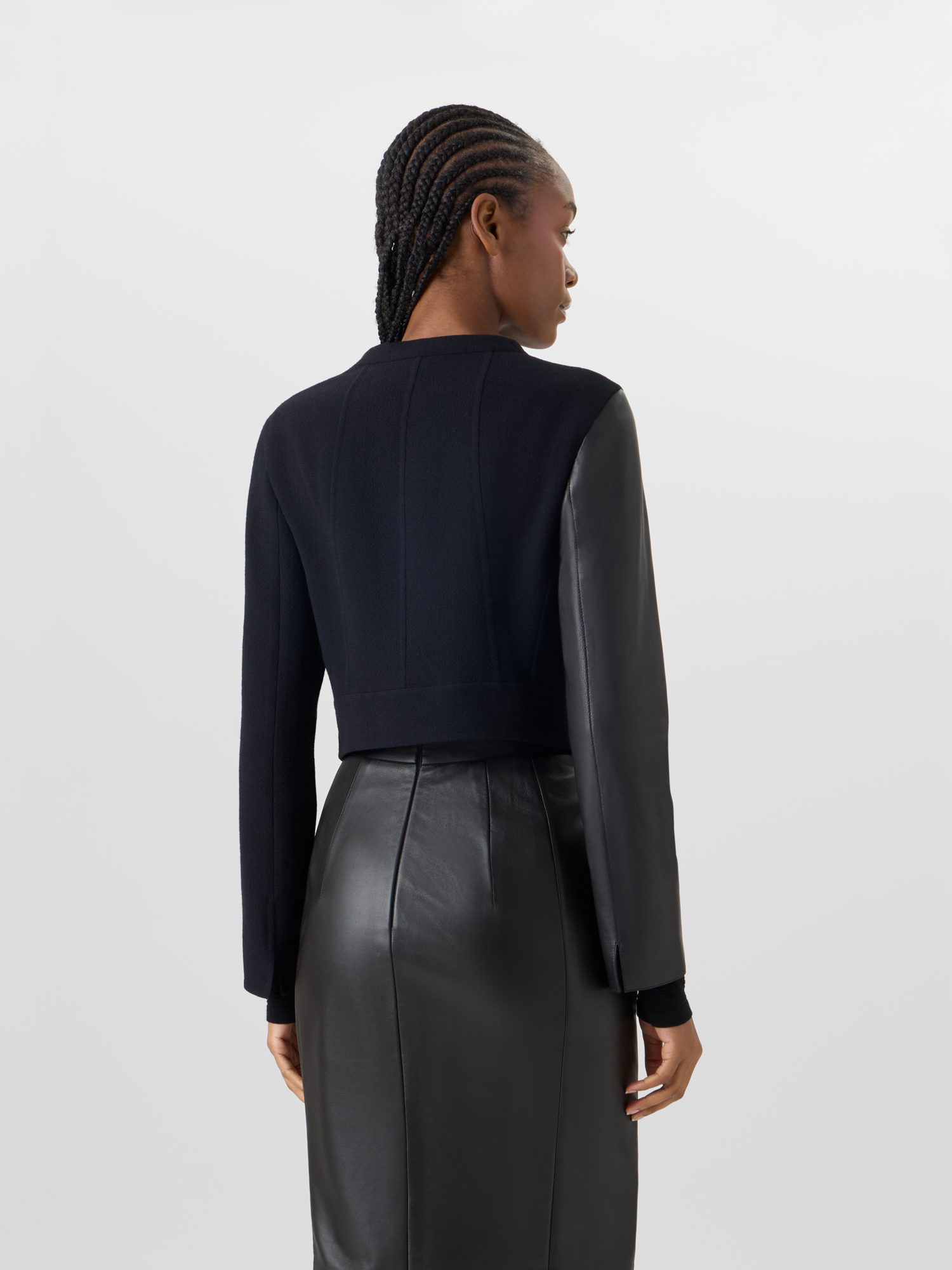 Designer Hynora Jacket in Wool-Crêpe Double-Face - black 