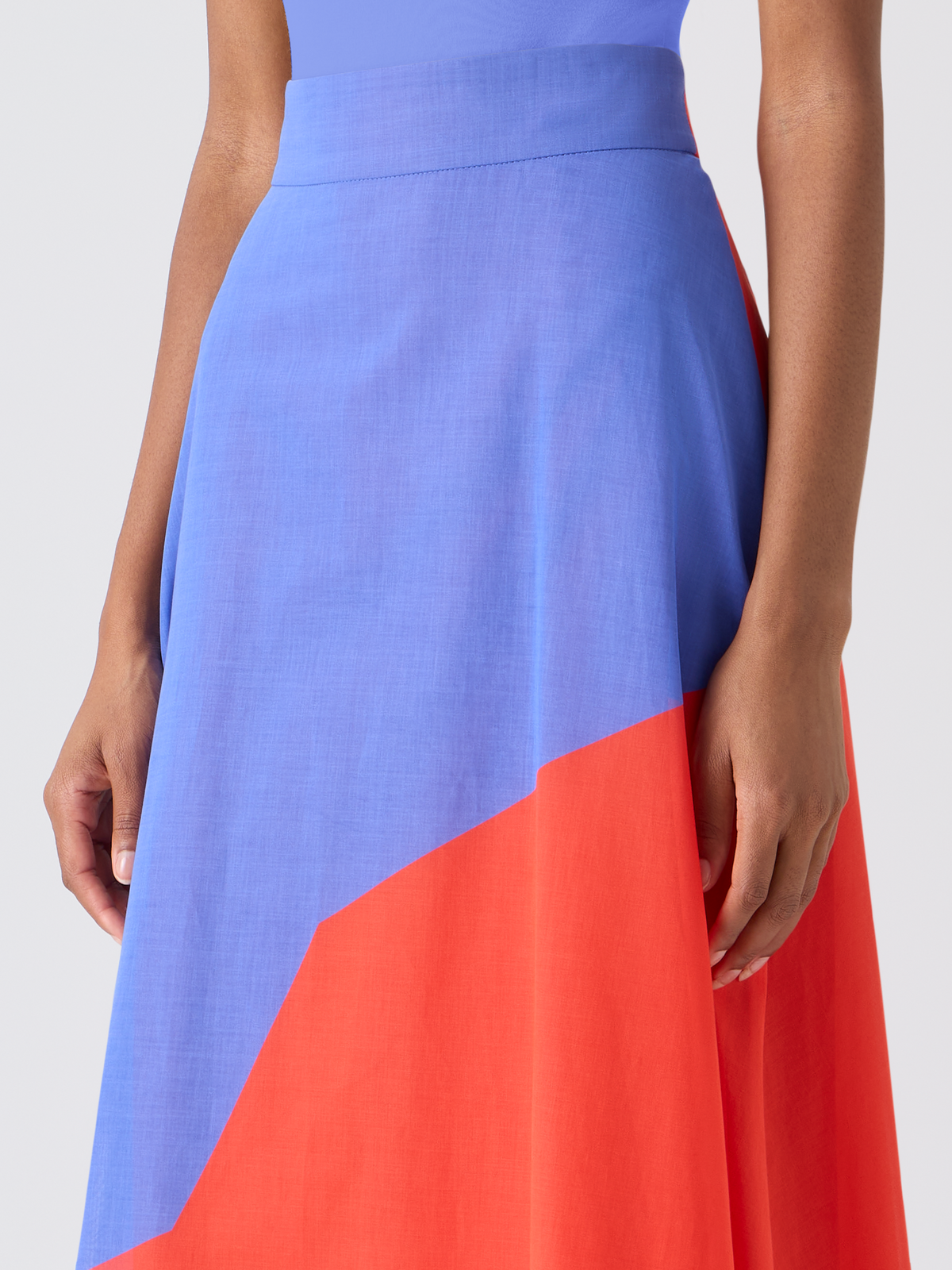 Designer Midi Skirt with High Plains Print - multicolor