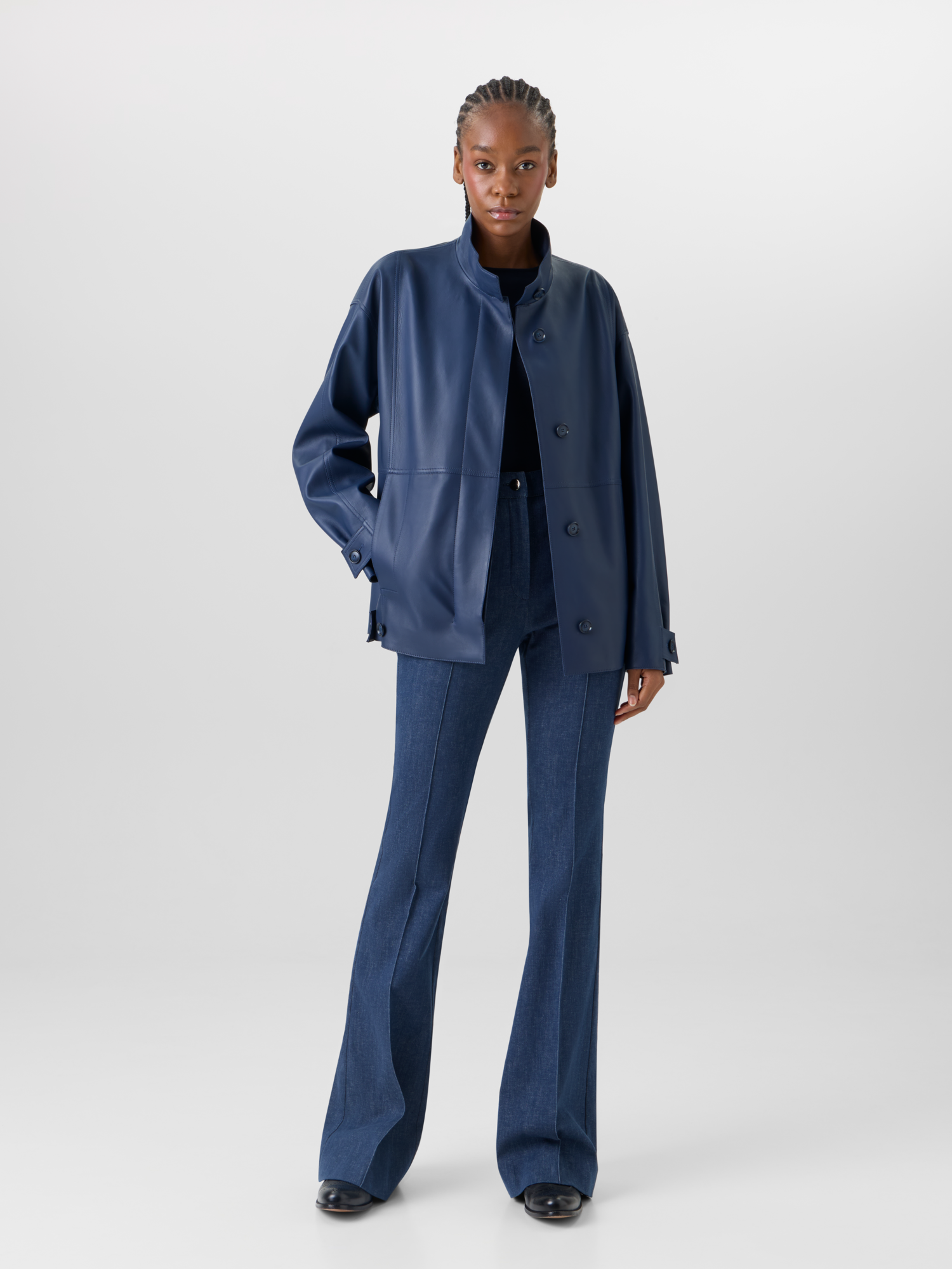 Designer Huma Jacket in Lacquered Leather - blue 