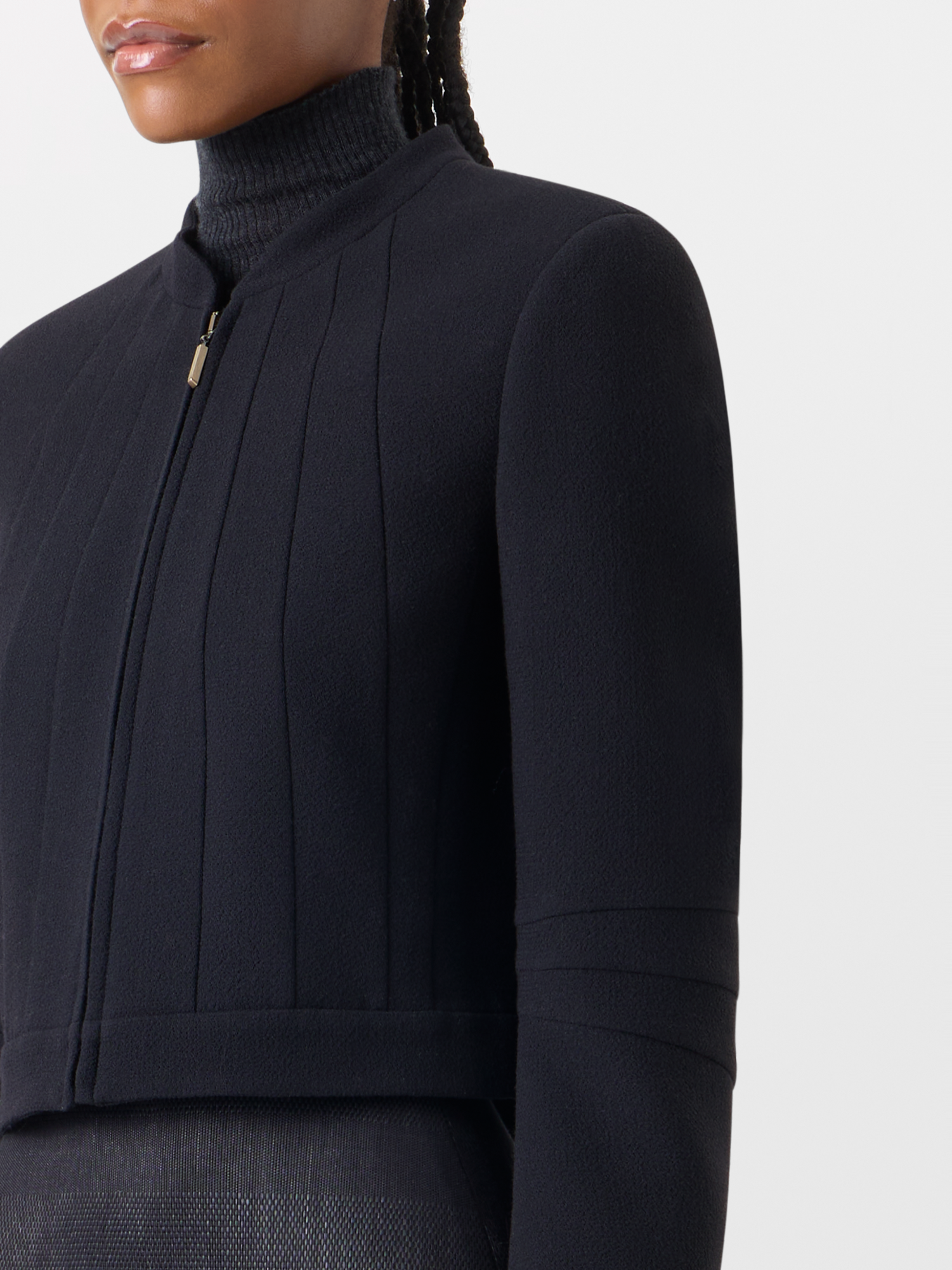 Designer Short Fitted Wool Crêpe Double-Face Jacket - black 