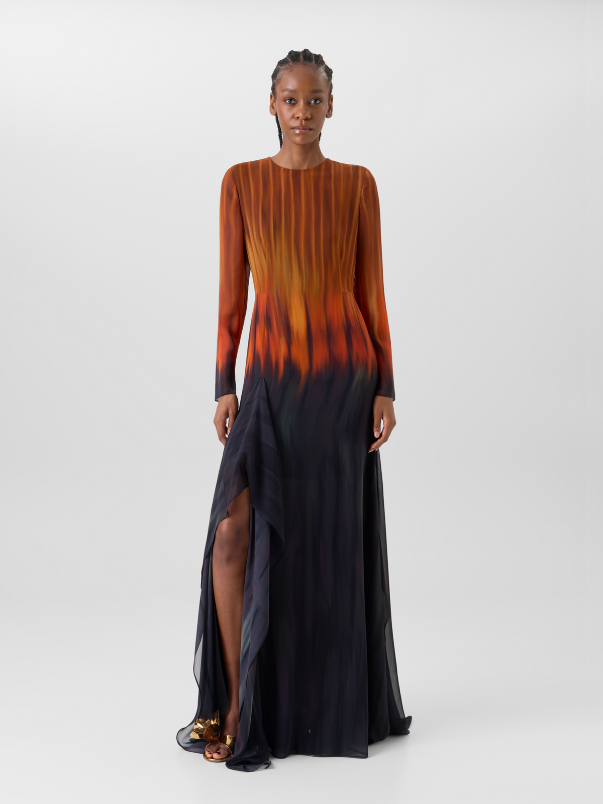 Designer Fuego Negro Print Gown in Silk Crêpe - multicolor 
