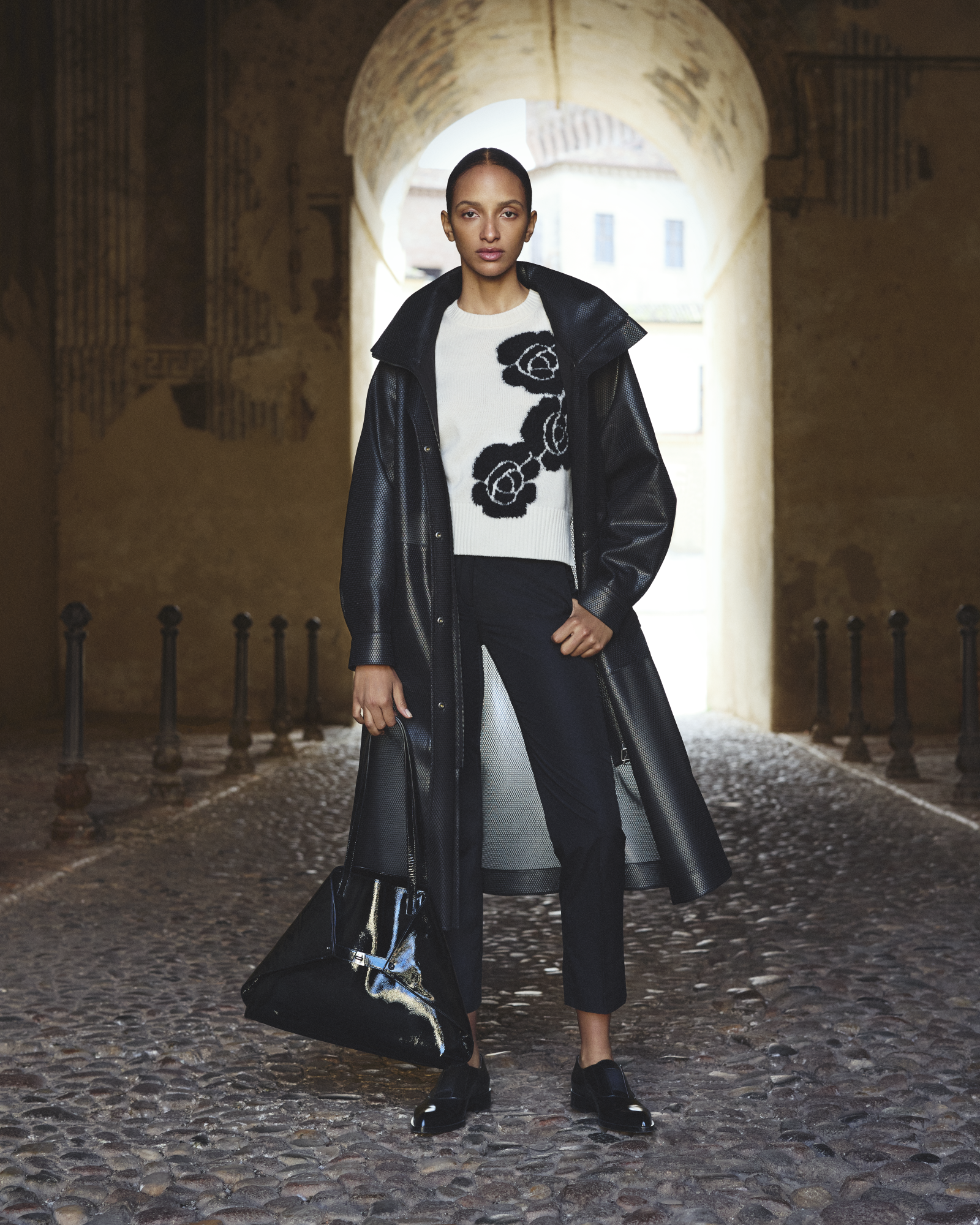 Designer Short Cashmere Sweater with Anemone Intarsia - neutral - multicolor - ecru - white