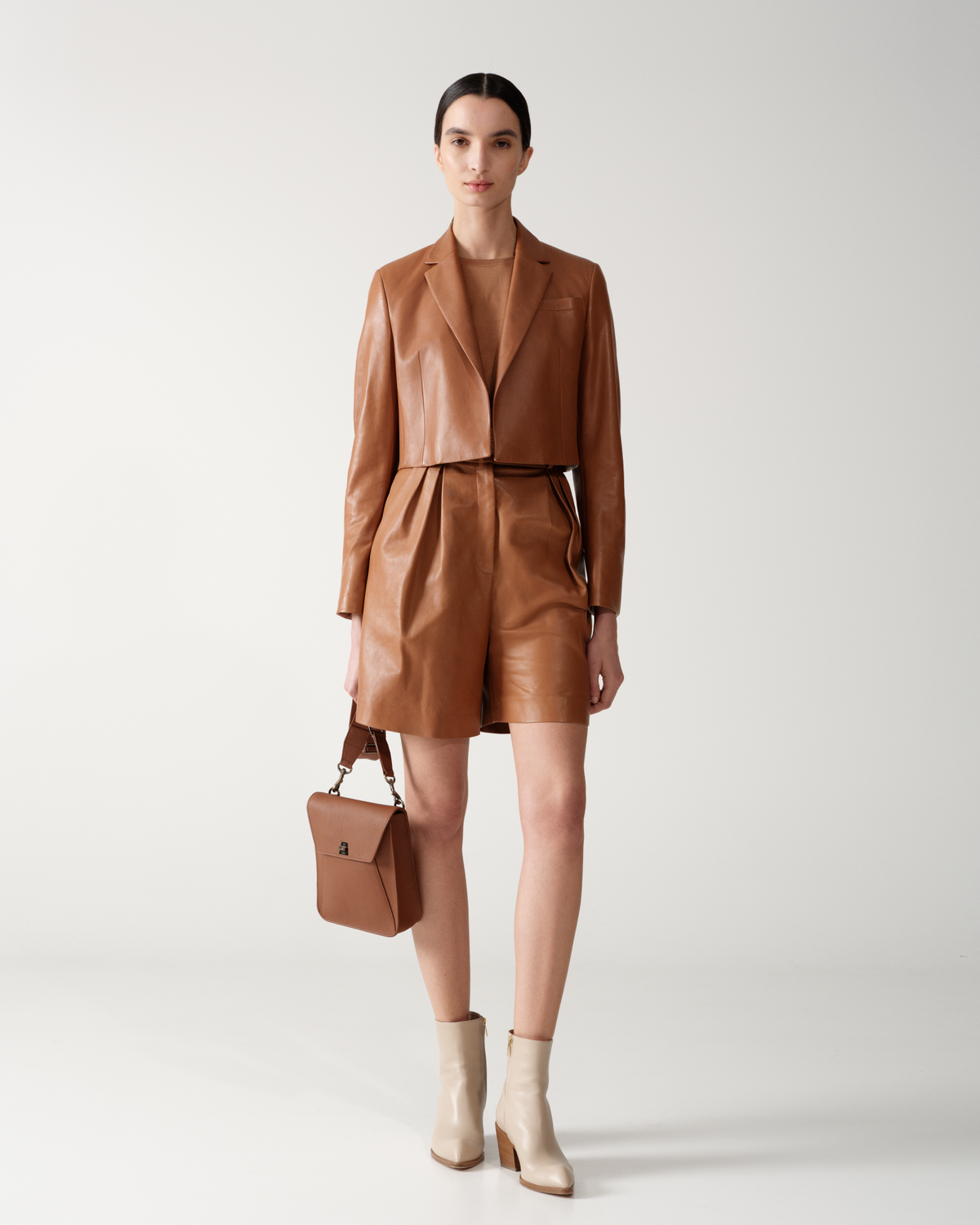 Designer Anouk Little Messenger Bag - neutral - brown #editorial