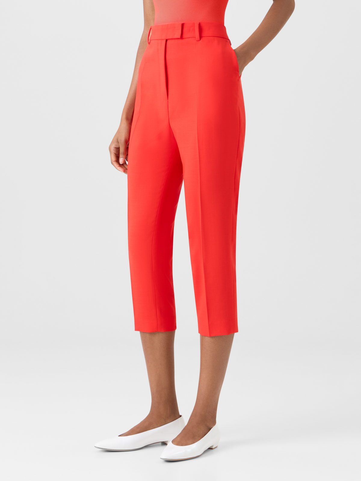 Designer Flavi Slim Capri Pants in Wool Double-Face - red #editorial